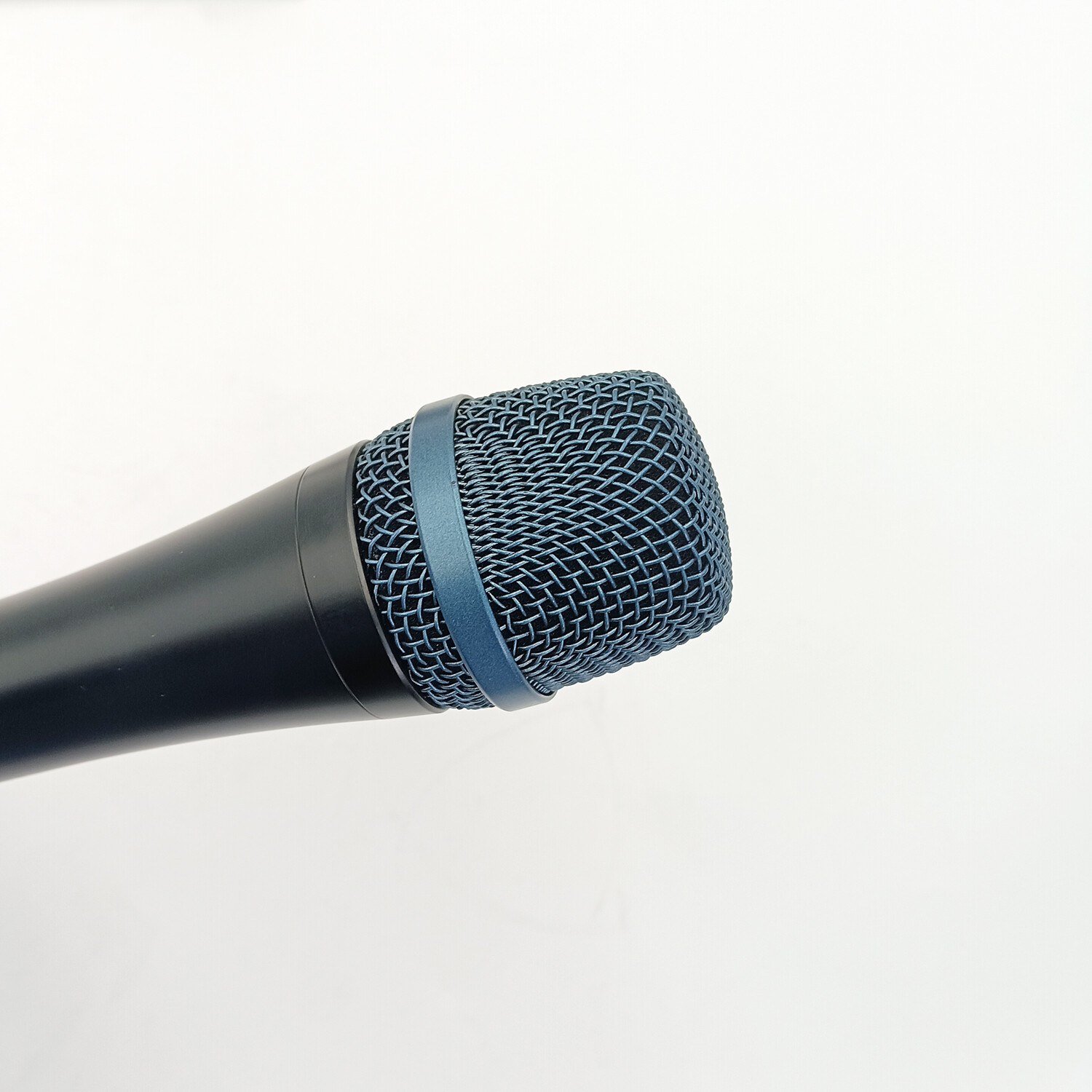 New for Senn Heiser E935 Handheld Microphone Cardioid Dynamic Vocal Performance
