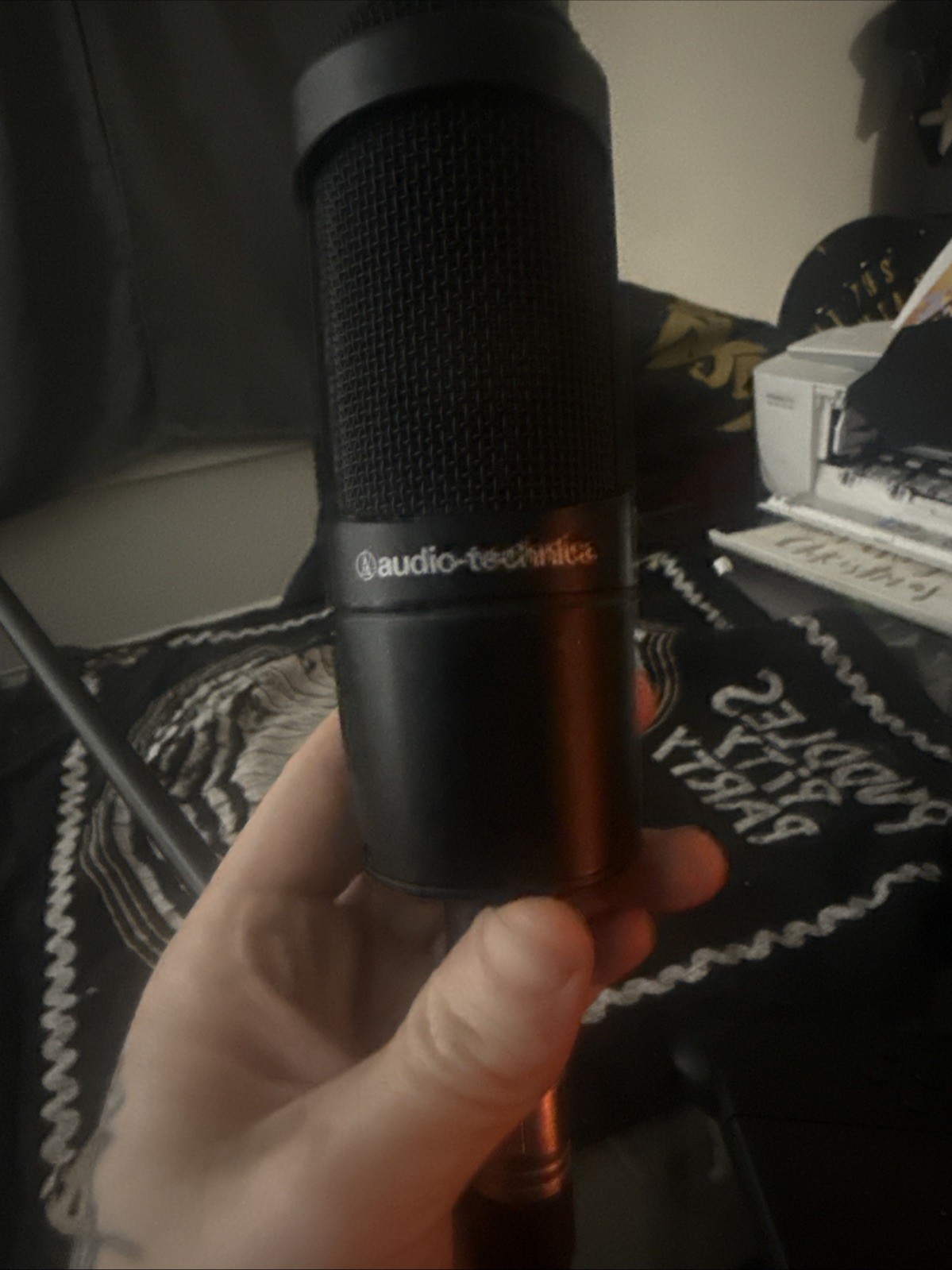 Audio-Technica AT2035 Cardioid Condenser Microphone – Black