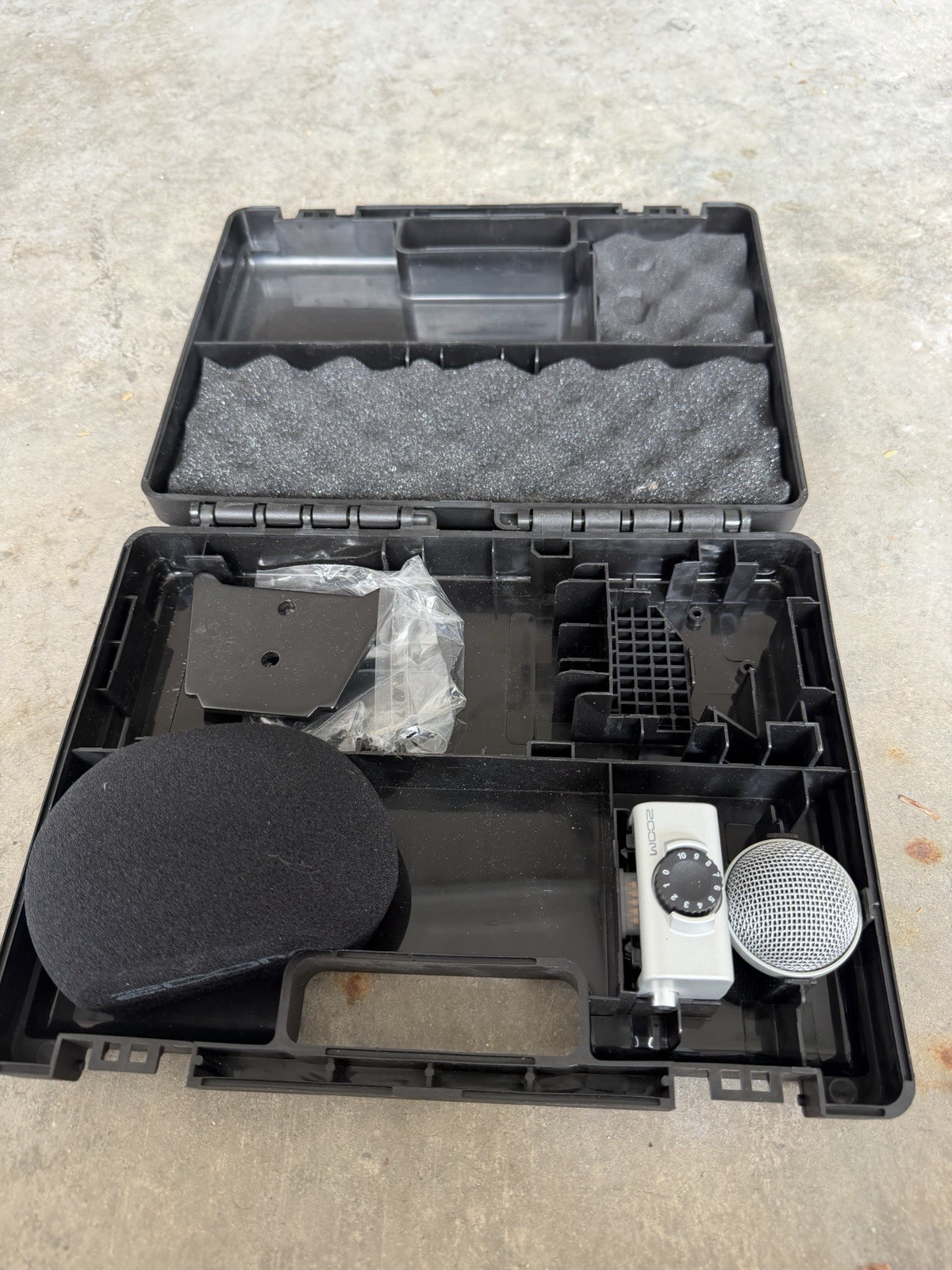 Zoom MSH-6 Microphone & Accessories Incomplete**