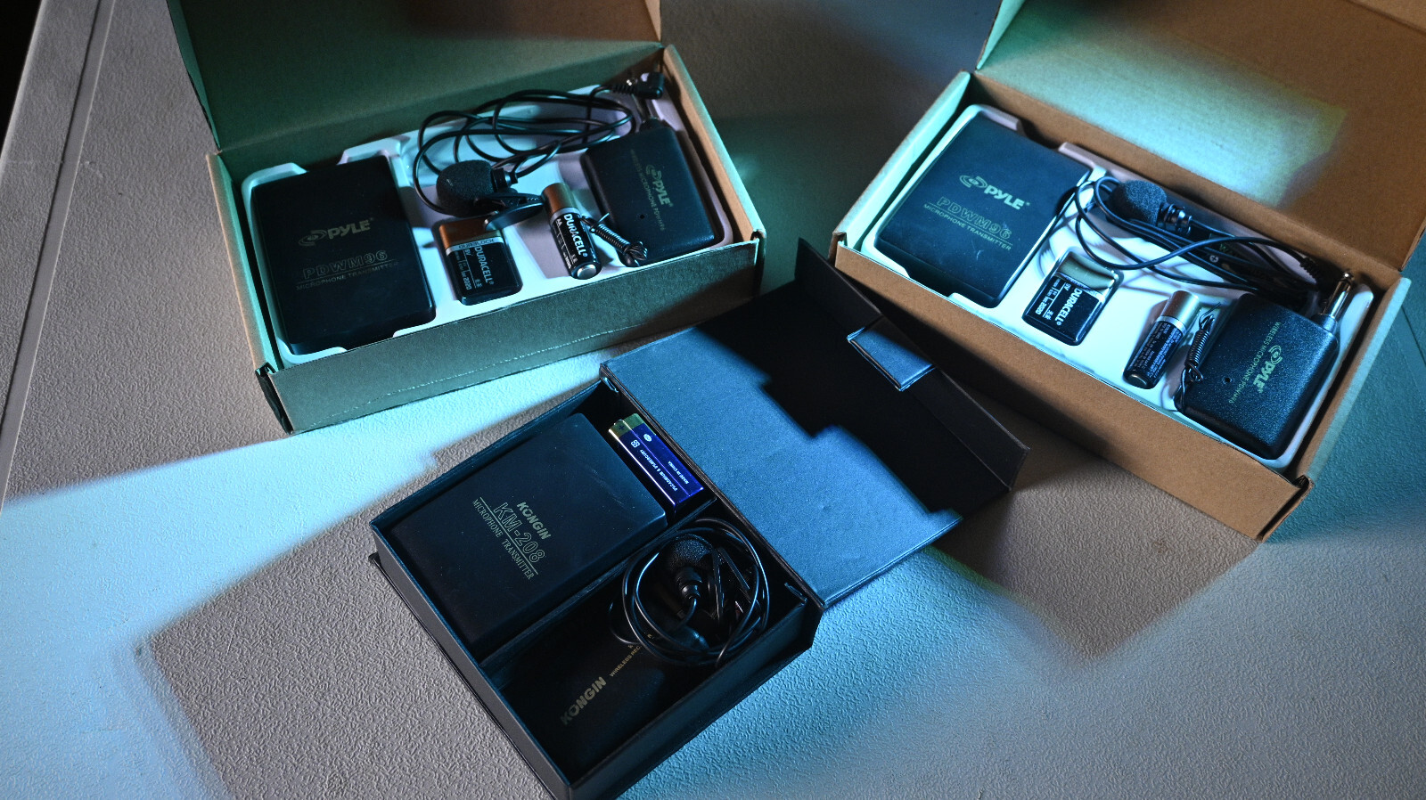 3 LAVALIER MICROPHONES: 2 Pyle Lavalier & 1 Kongin Pro for video or broadcast