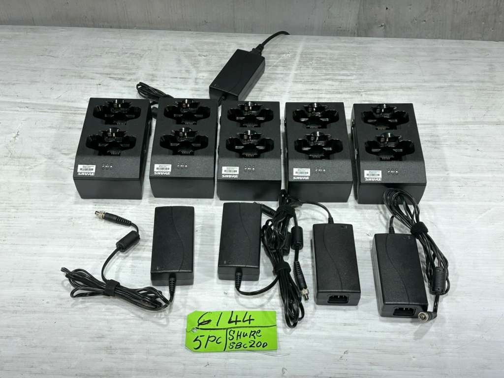 Shure SBC200 2 Bay Battery Charger #6144 (For One Only) THS