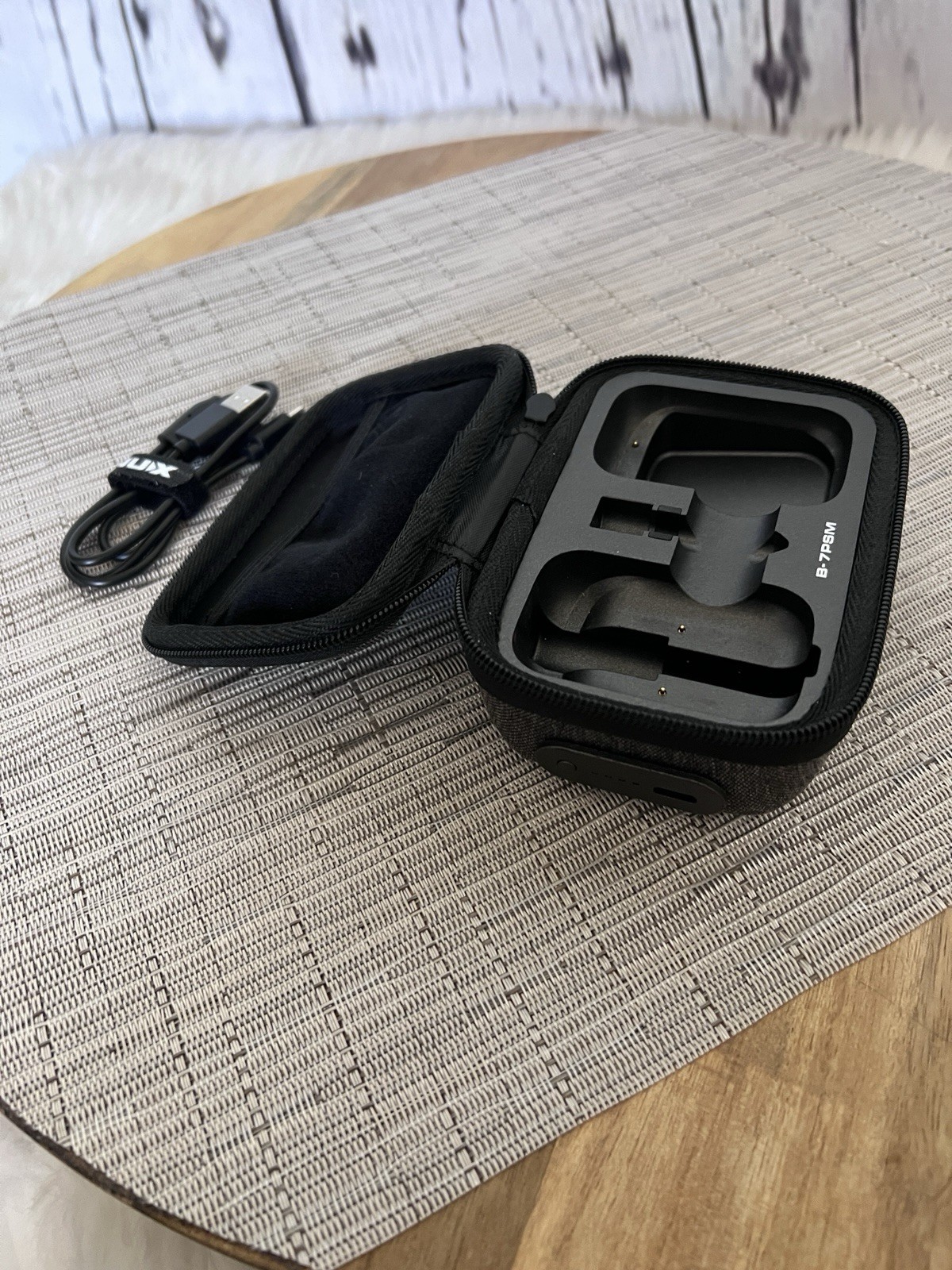 NUX B-7PSM 5.8GHz In Ear Wireless Charging Case ONLY