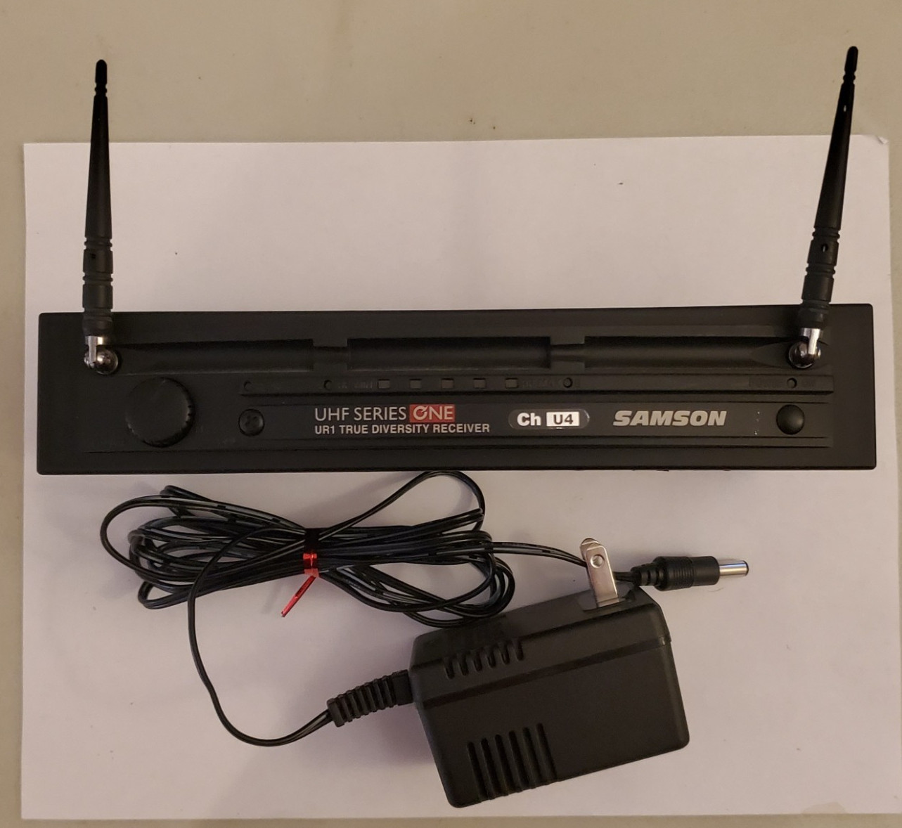 Samson, Mic Receiver & AC Power Adapter, UR1, Tested, See Description