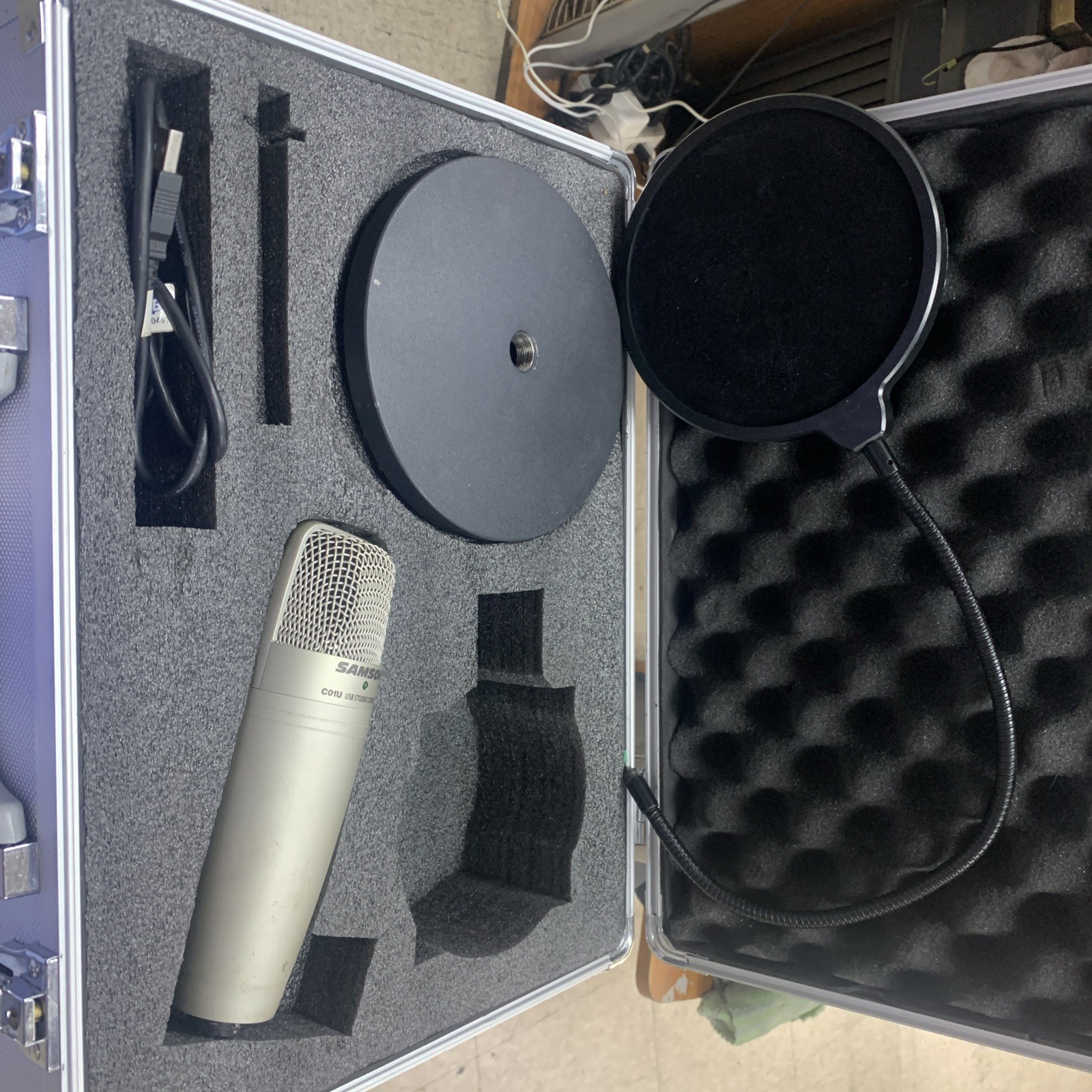 Samson C01U – USB Studio Condenser Microphone Condenser Cable Consumer…