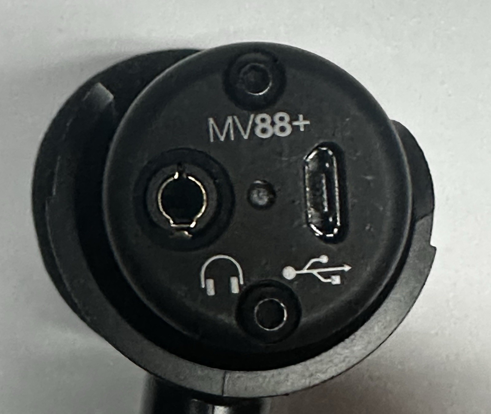 Shure MV88+ Plus Digital Stereo Condenser Microphone