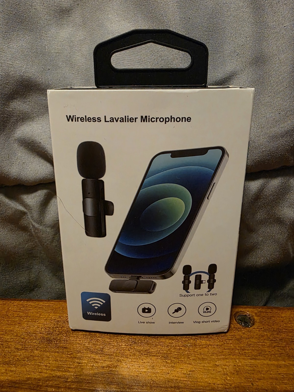 Wireless Lavalier Microphone iPhone 15 Comes With 2 Microphones New Never Used