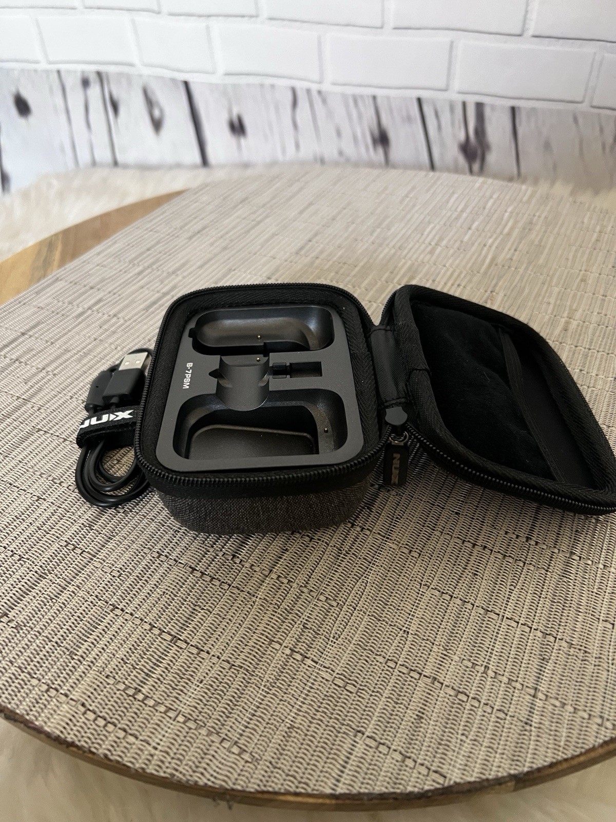 NUX B-7PSM 5.8GHz In Ear Wireless Charging Case ONLY
