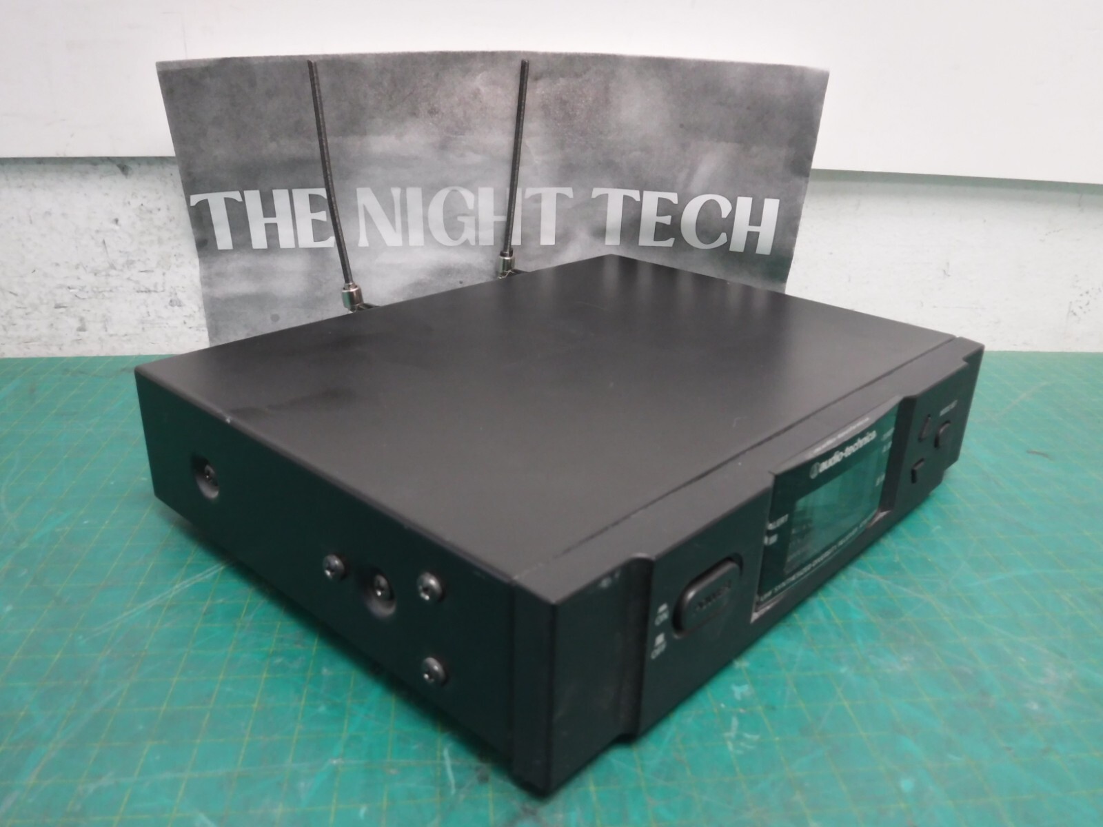 Audio-Technica ATW-3100C UHF Receiver 541-566MHz – No Power Supply