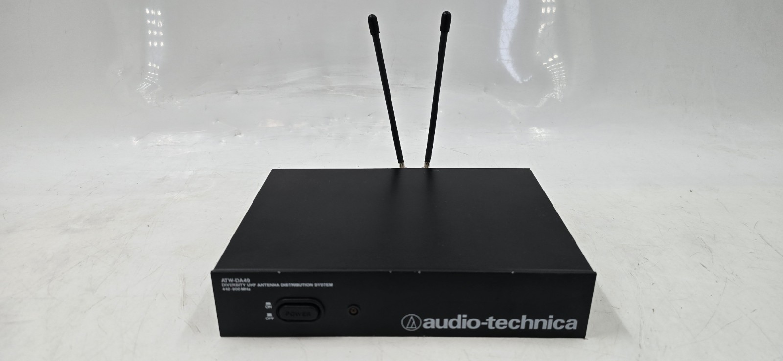 Audio-Technica ATW-DA49 UHF Antena System 440-900MHz – TESTED – GC-7494