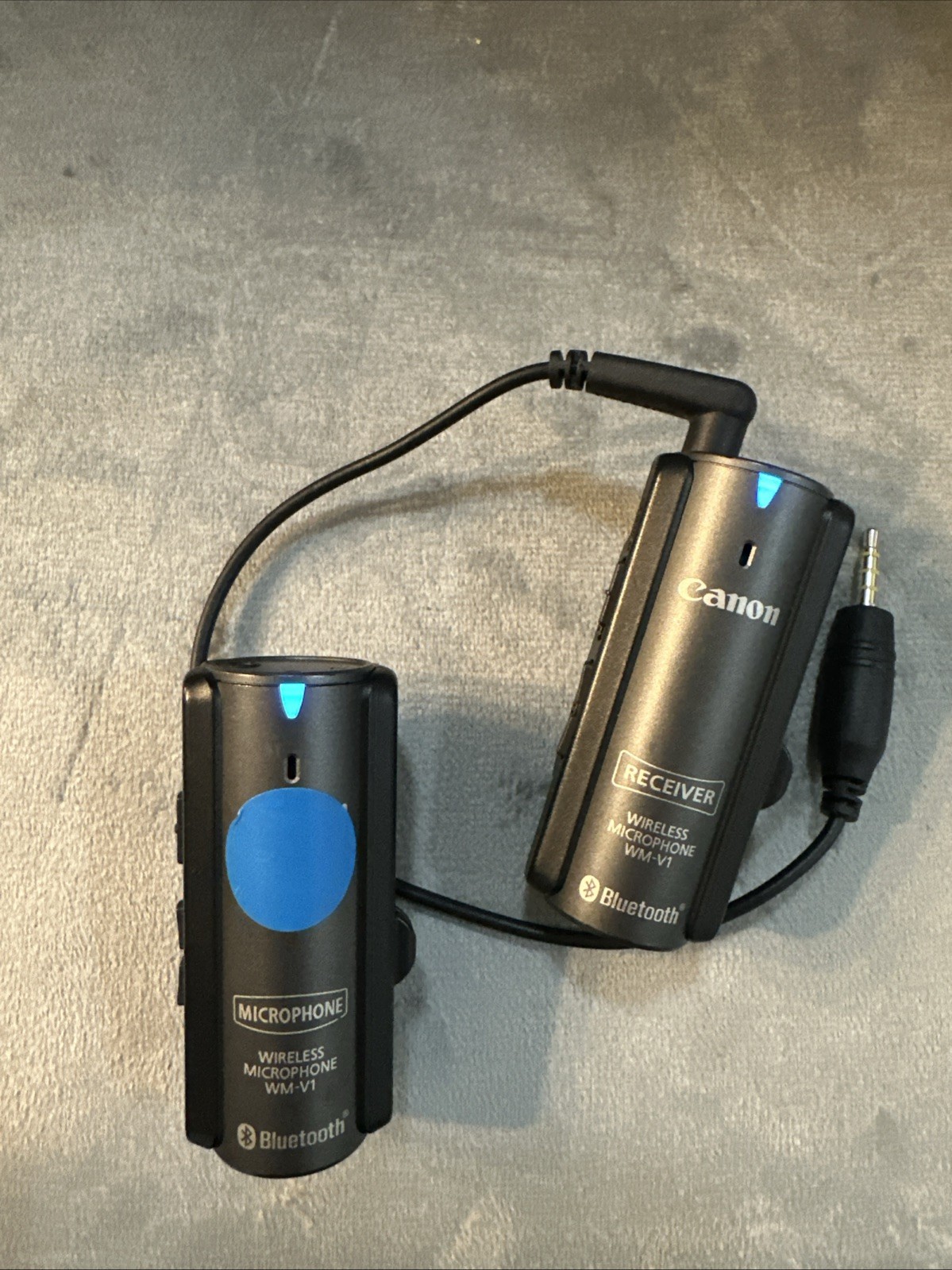 Canon WM-V1 Wireless Bluetooth Microphone System Both Mic + Receiver WMV1 Read!