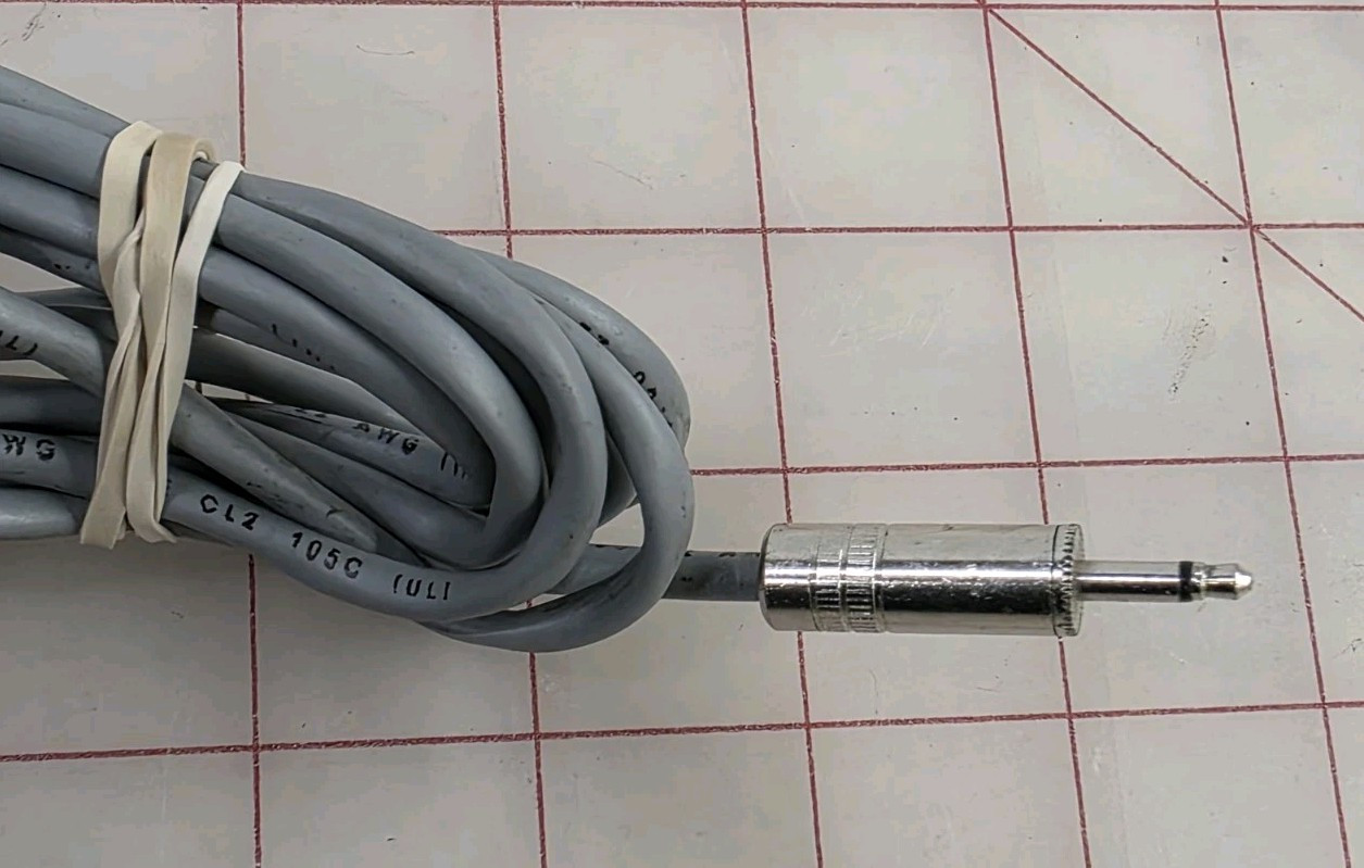 Sennheiser E835 Microphone used