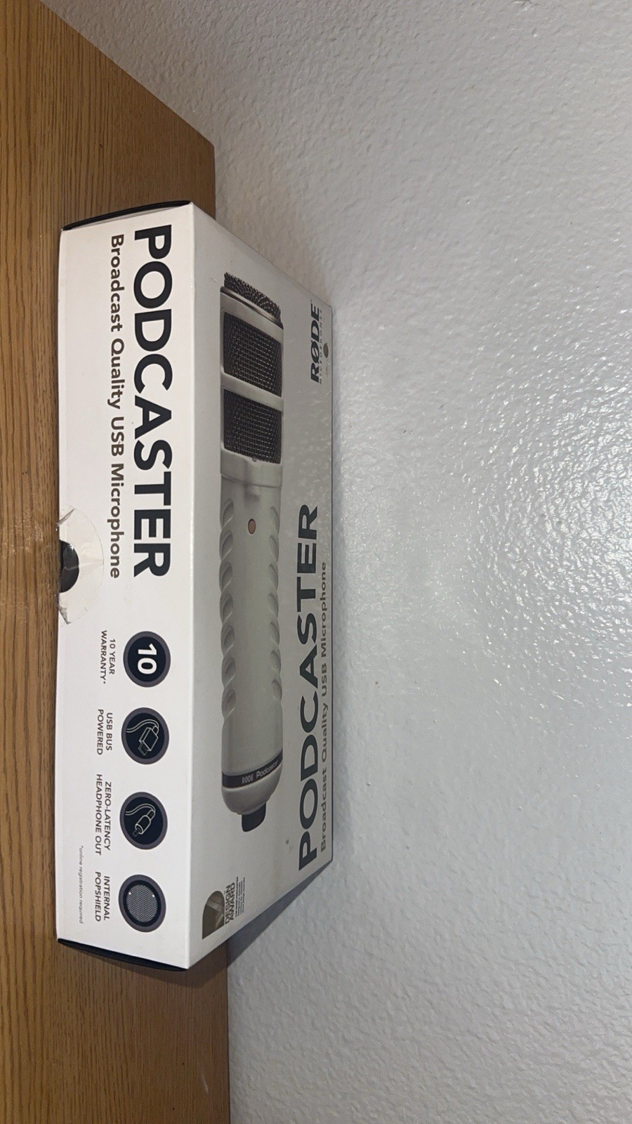Rode Podcaster Broadcast Vocal Dynamic Microphone