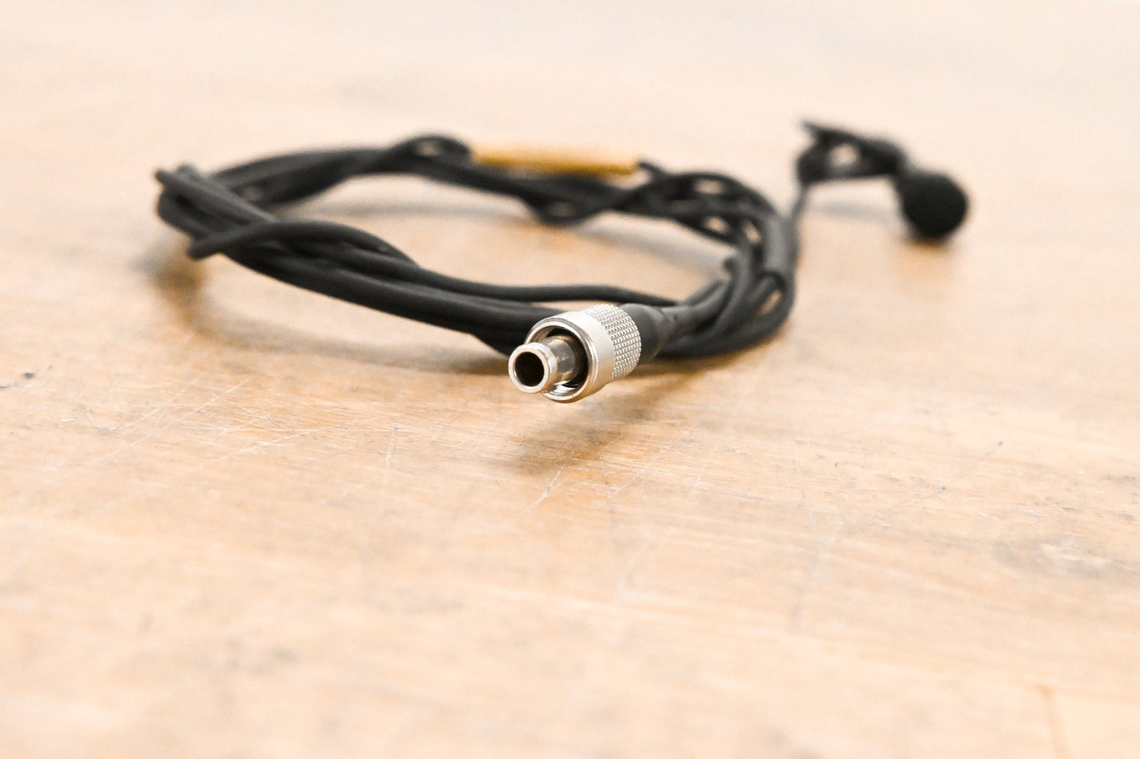 Sennheiser MKE 2 Lavalier Lapel Mic w/ 3-Pin Lemo Connector – Black CG012BV