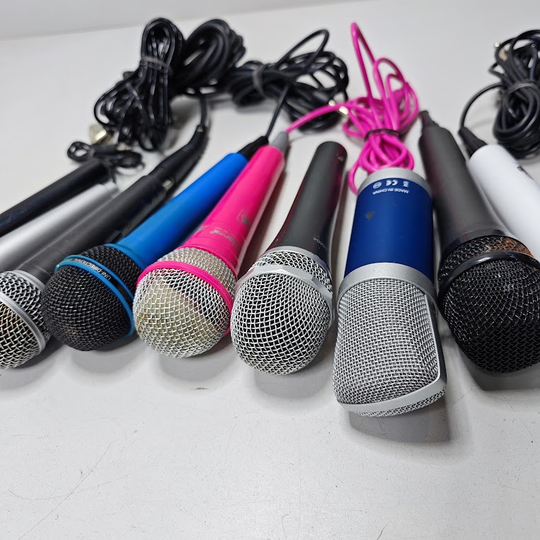 Lot of 10 Mixed Microphones – Untested, Used, Various Models and Colors