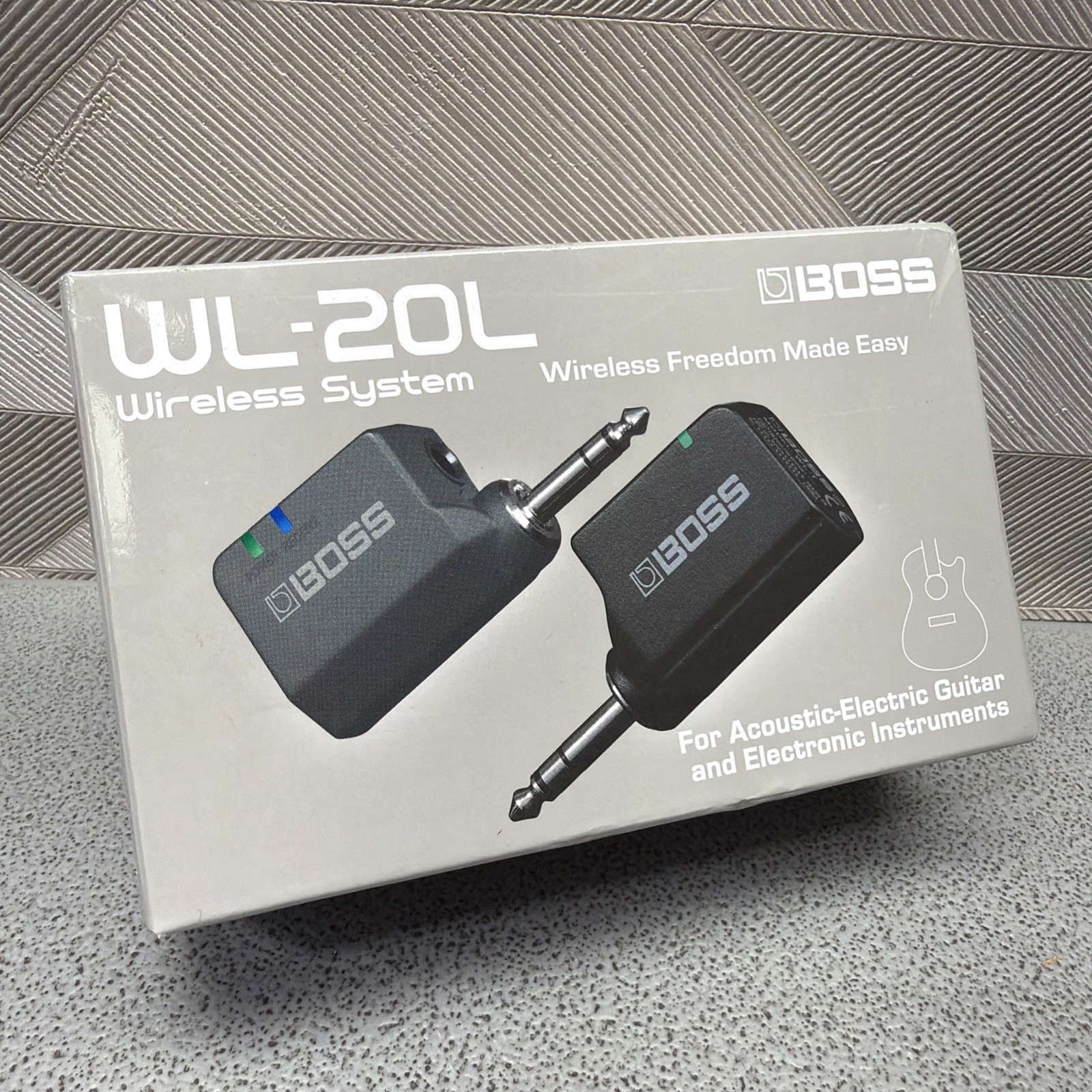BOSS WL-20L WIRELESS SYSTEM FOR ACOUSTIC-ELECTRIC GUITAR