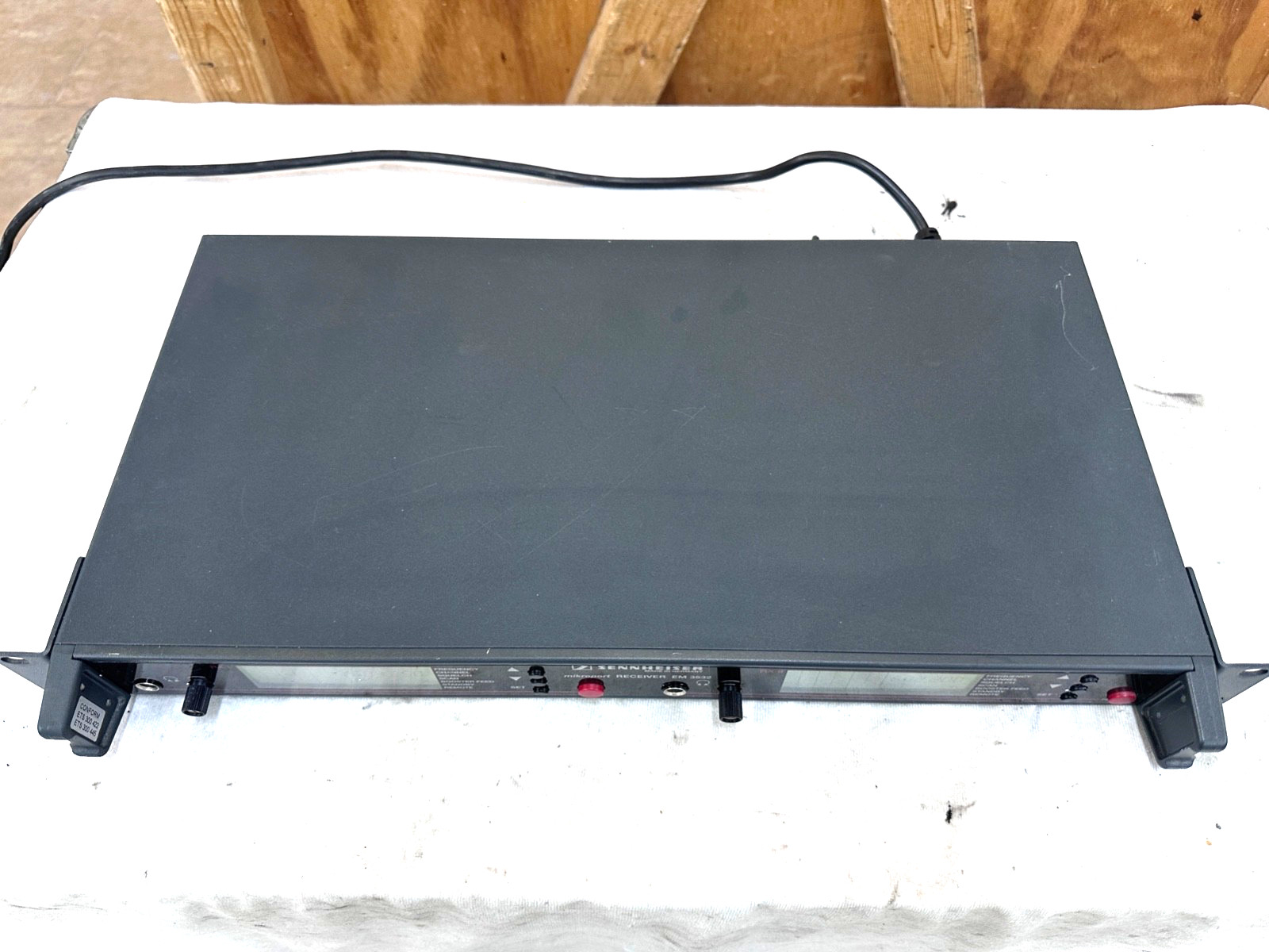 Sennheiser EM3532 Dual Wireless Receiver 674-698 MHz – no antennas