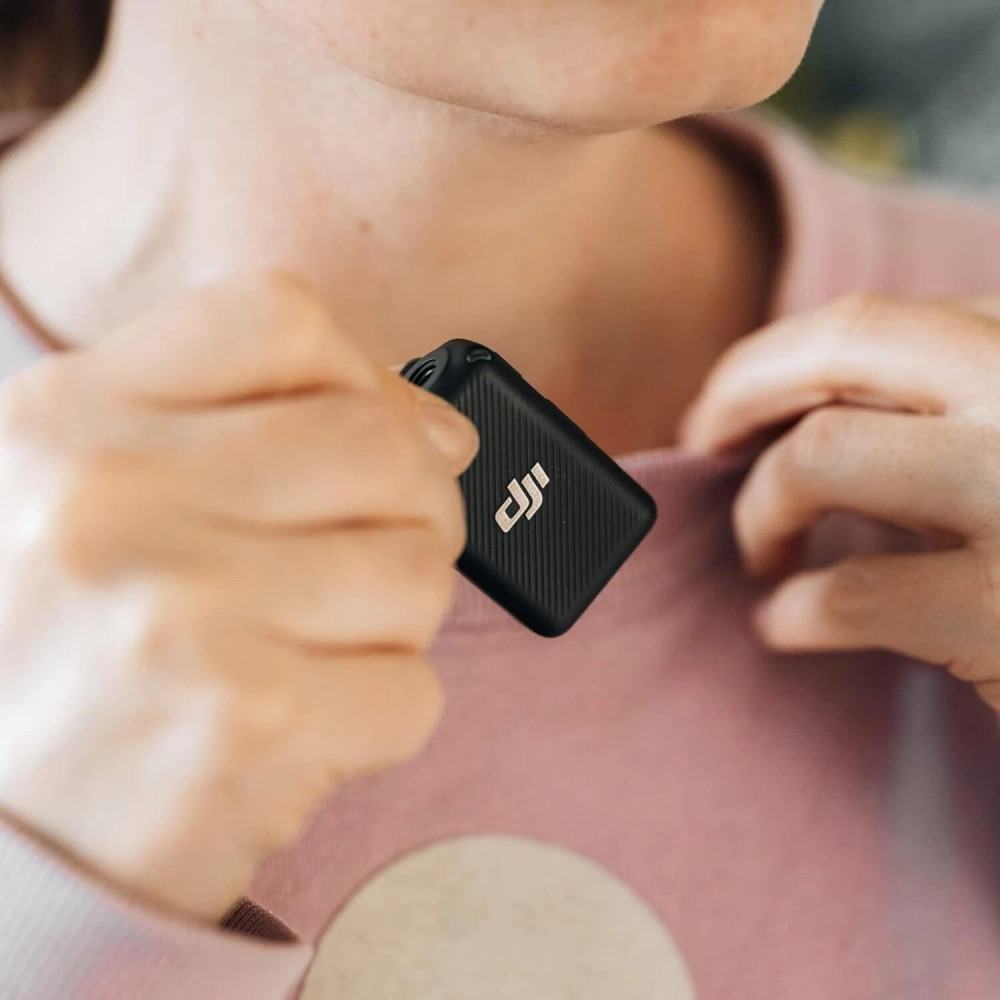 Wireless Microphone for DJI Pocket 2: 2.4GHz Transmitter & Windscreen Included