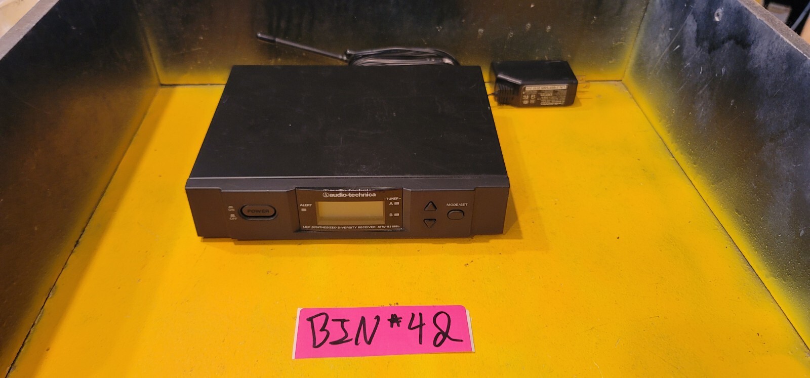 Audio Technica ATW-R3100bD 655-680Mhz Wireless Receiver