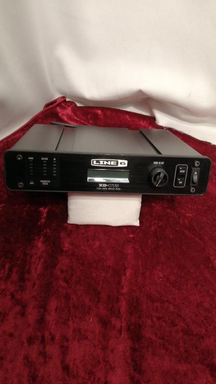 LINE 6 XD-V75 Digital Wireless Receiver Unit Only – 2.4GHz Professional System