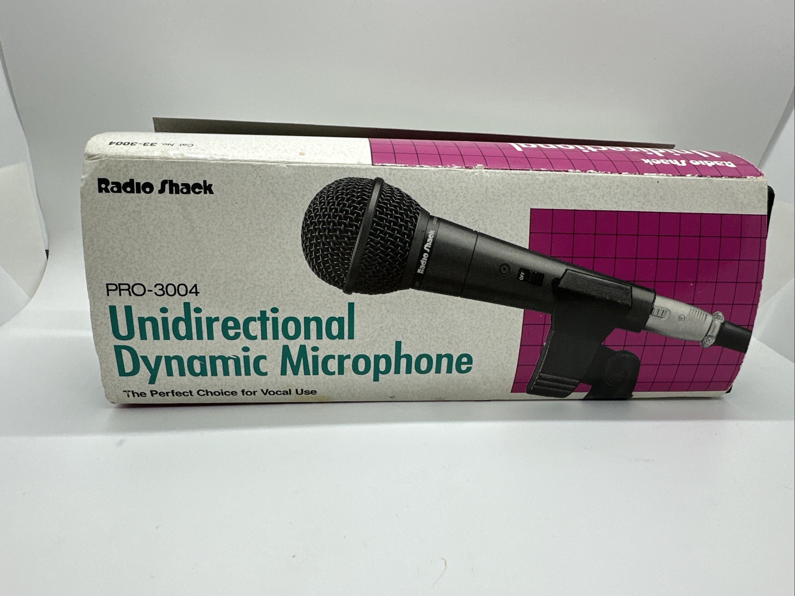 Radio Shack Pro 3004 Unidirectional Dynamic Vocal Microphone 600 ohm 20ft cord