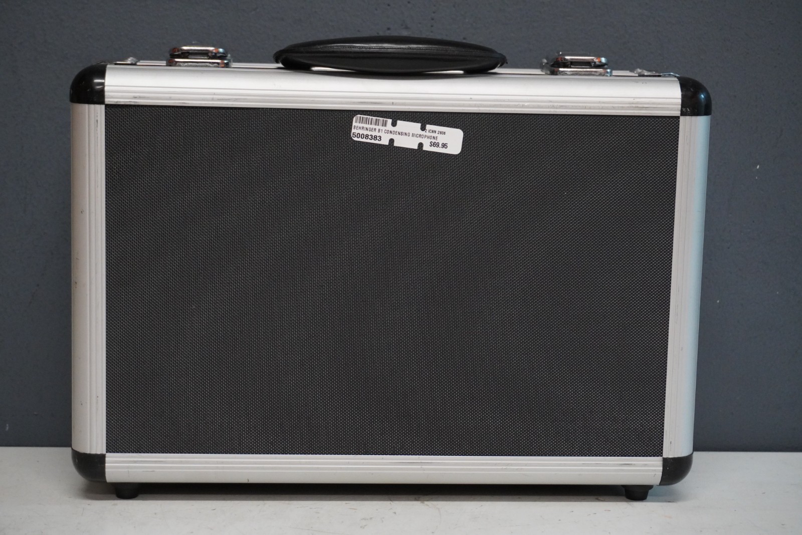 Behringer Single Diaphragm Condenser Microphone B-1 w/Hard Case