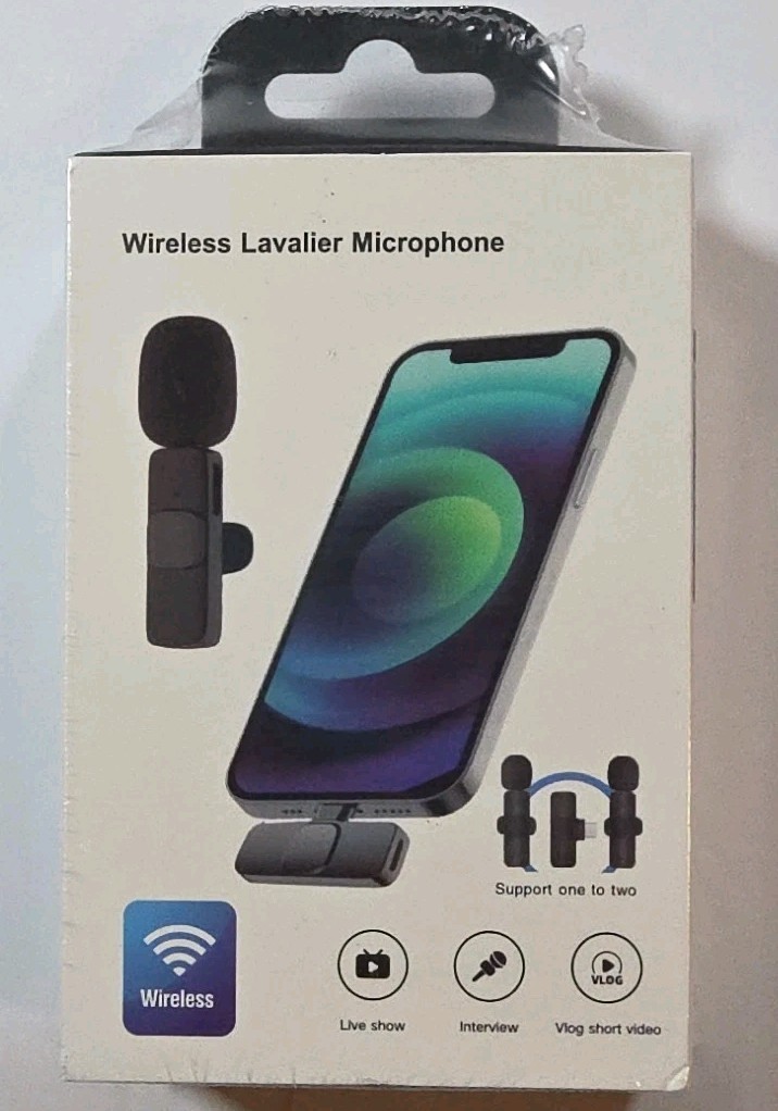 Wireless Lavalier Microphone For iPhone. NOT for Type “C” Connection New Sealed