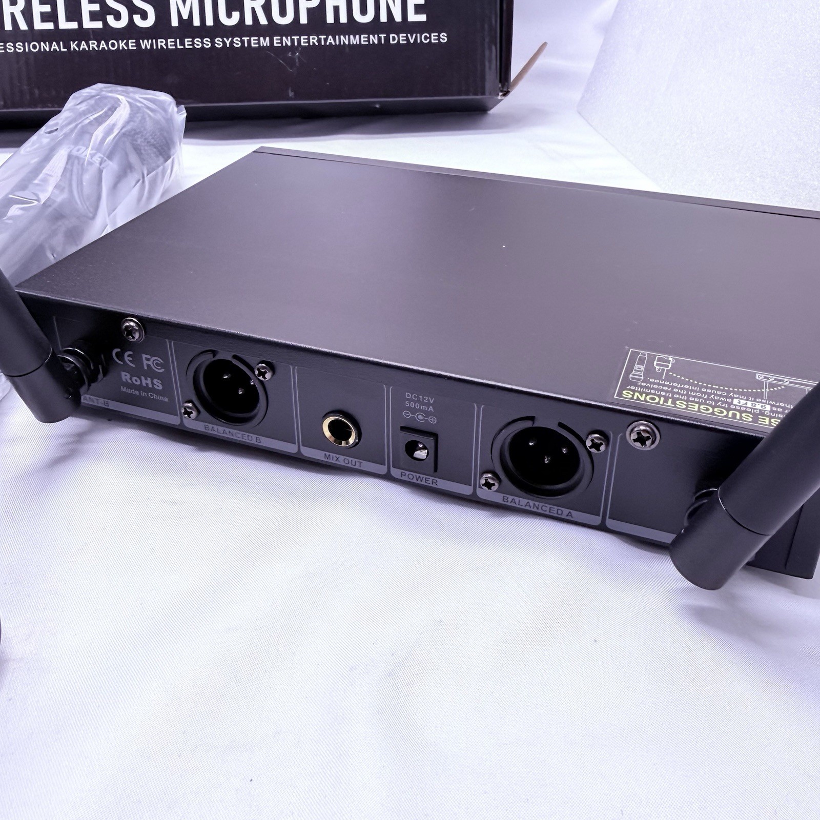 Froket FU-2002 Wireless Mic Combo Pack – 2 Handheld Mics – UHF System