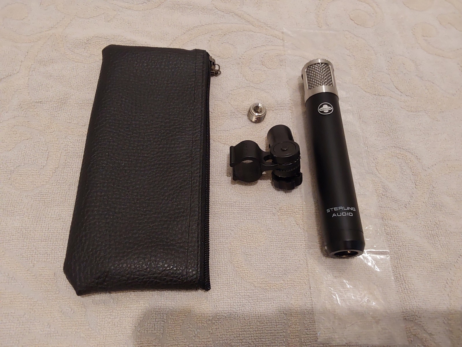 Sterling Audio ST31 Small Diaphragm FET Condenser Mic “Lightly Used”