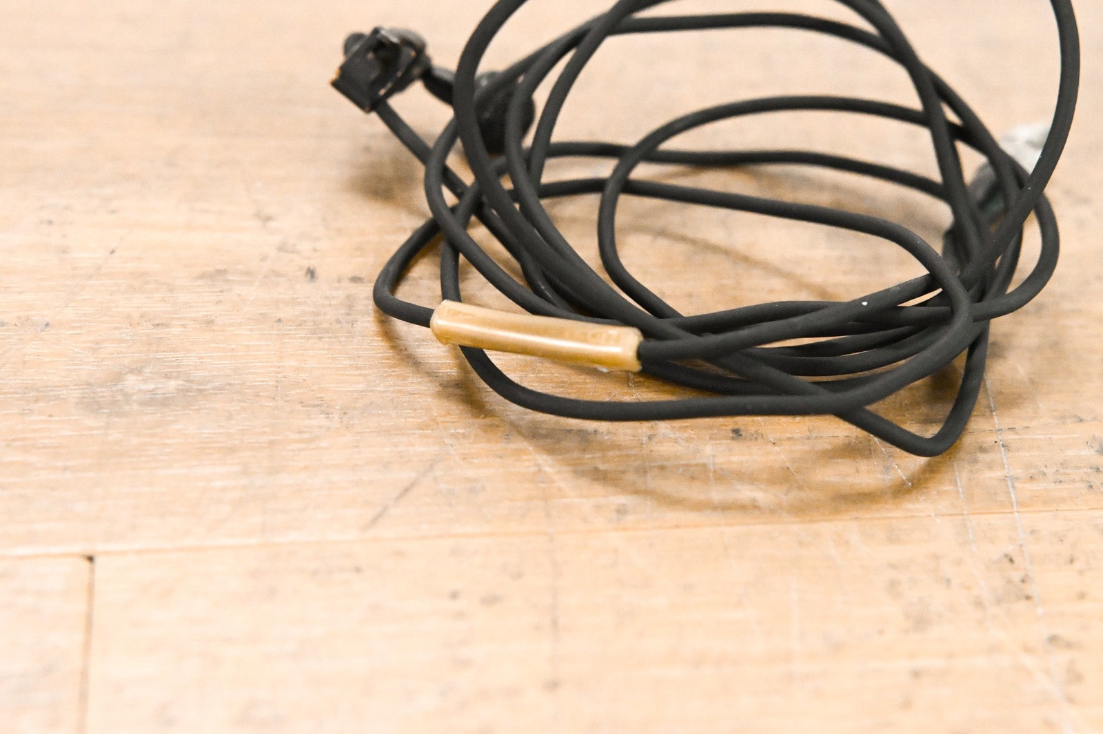 Sennheiser MKE 2 Lavalier Lapel Mic w/ 3-Pin Lemo Connector – Black CG012BT