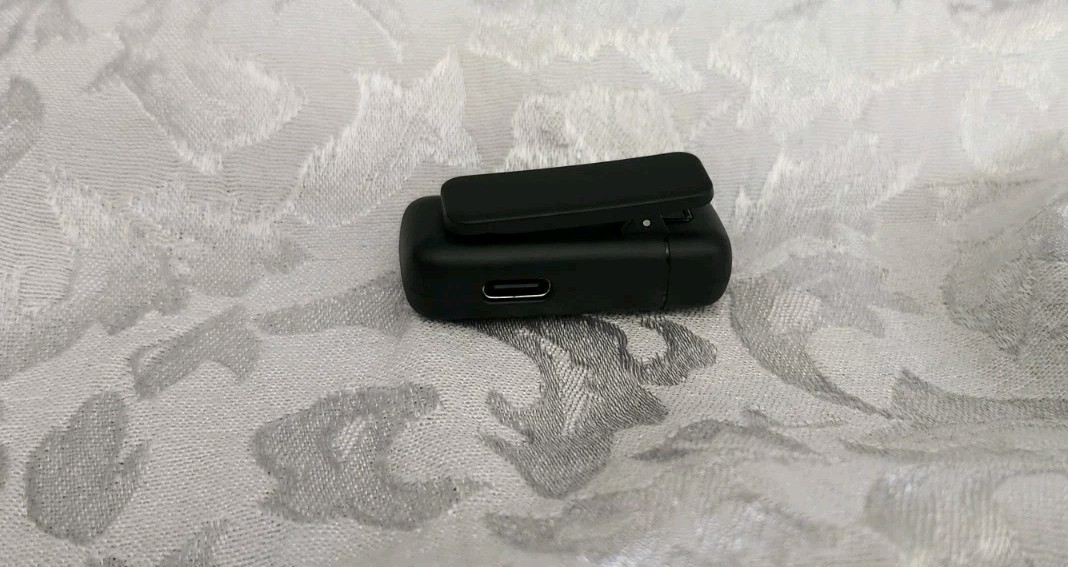 TONOR Wireless Lavalier Microphone.