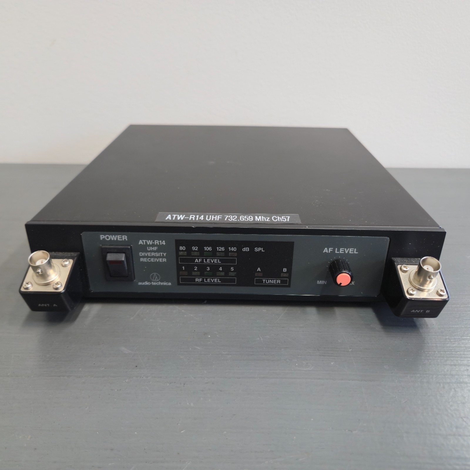 Audio Technica ATW-R14 UHF Diversity Receiver Freq. 7372.65MHz *Untested*