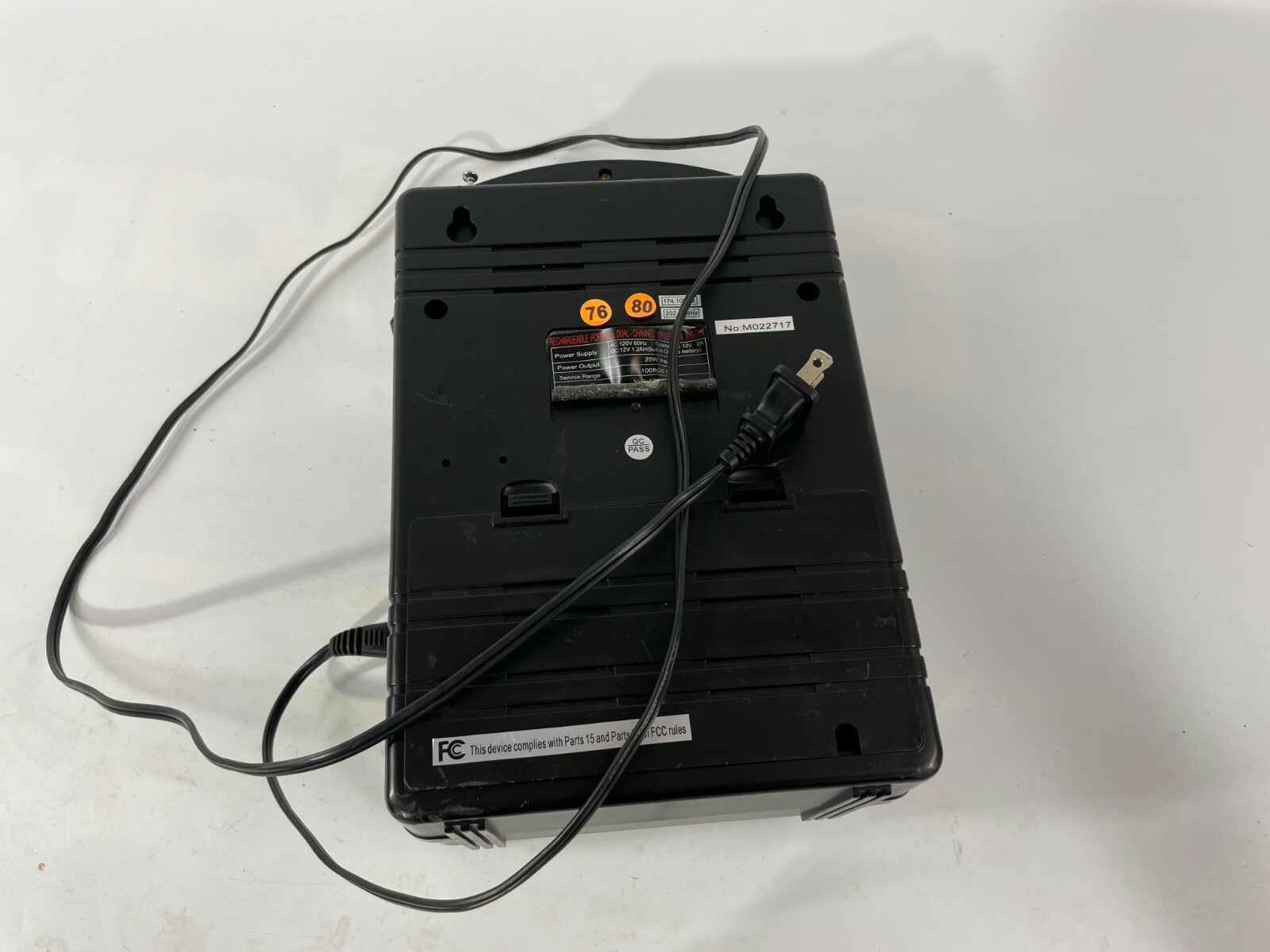 Vintage Audio 2000 Rechargeable Portable Dual Channel Wireless PA System AWP604B