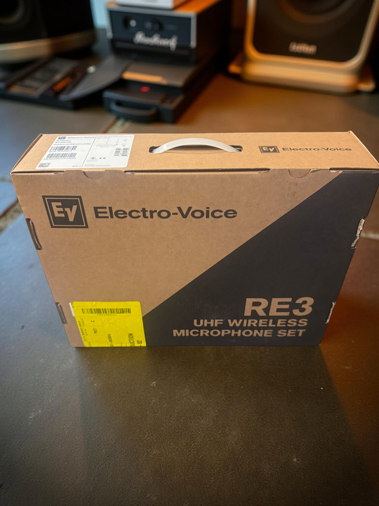 Electro-Voice RE3-ND96 Wireless Handheld Microphone System