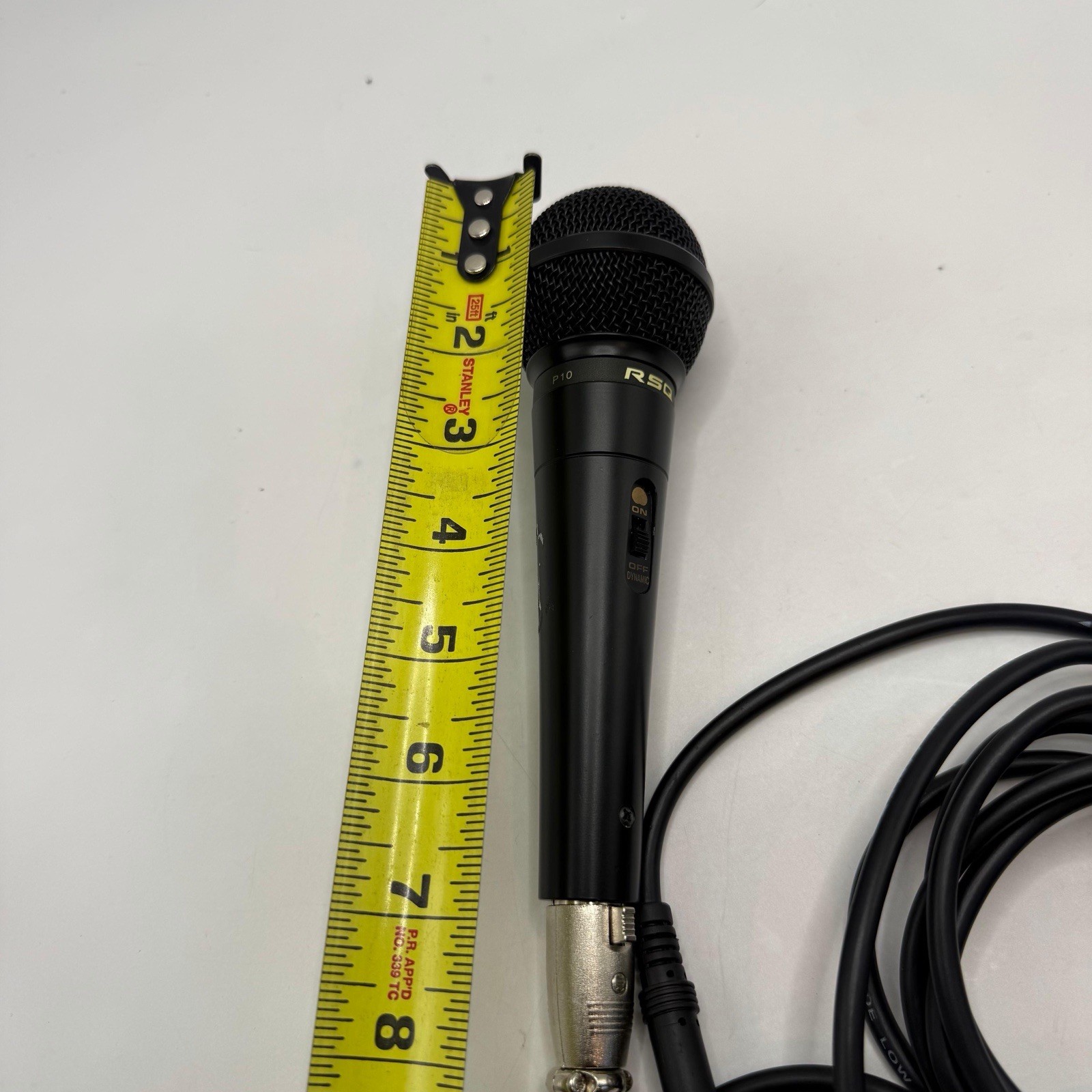 RSQ P10 Dynamic Wired Handheld Microphone XLR to 3.5mm Cable Karaoke Mic