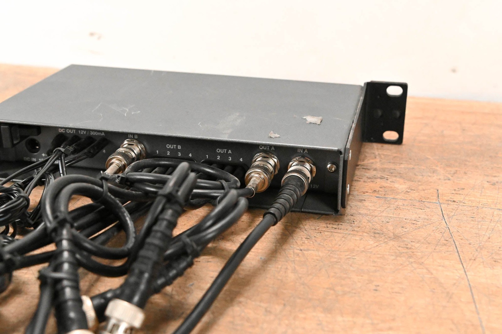 Sennheiser ASP 2 Antenna and Power Distribution System (NO POWER SUPPLY) CG01R9N