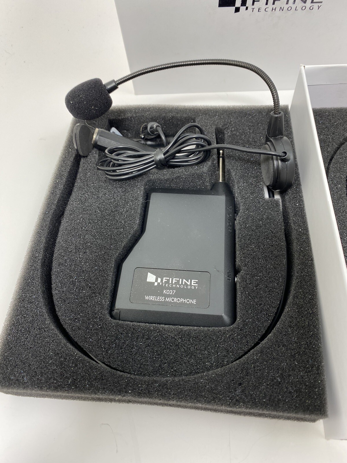 FIFINE K037 Wireless Microphone Set with Headset /Lavalier Lapel Mics, Beltpack