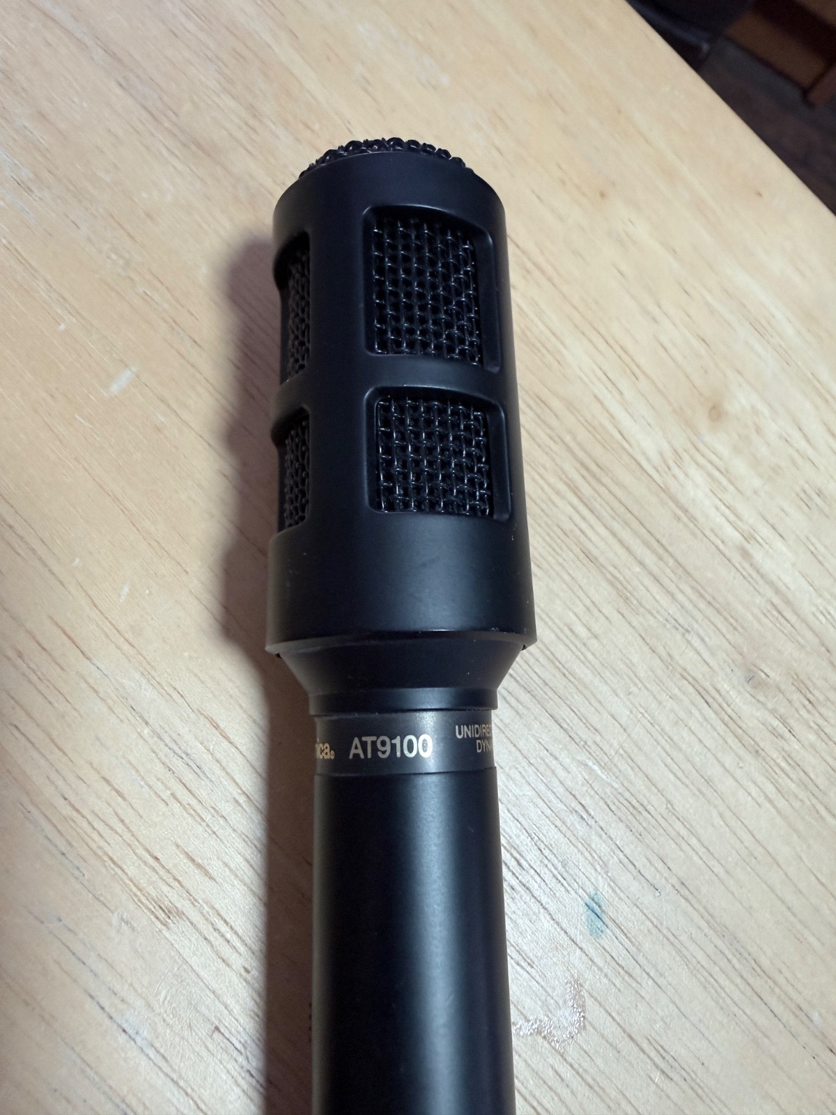 Audio-Technica AT9100 omni-directional, wired microphone