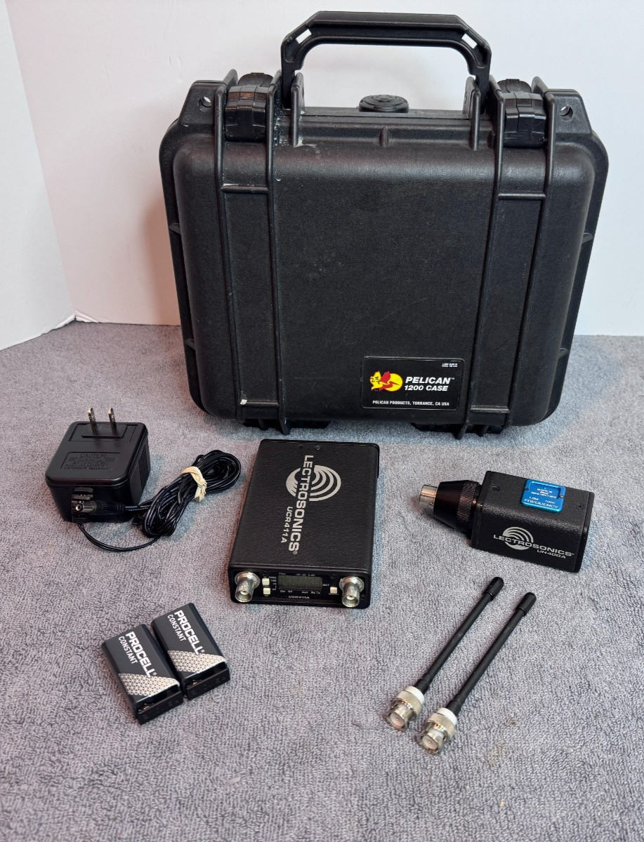 Lectrosonics UH400A Transmitter & UCR411A Receiver 665.6-691.1 MHz, Block 26
