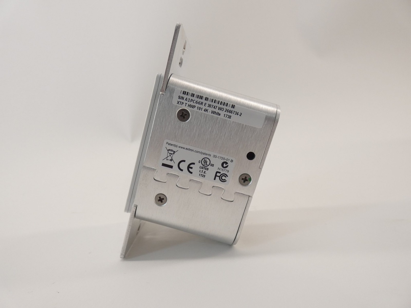 Extron 60-1611-13 XTP T HWP 101 4K HDMI Transmitter Wallplate – NEW Surplus!