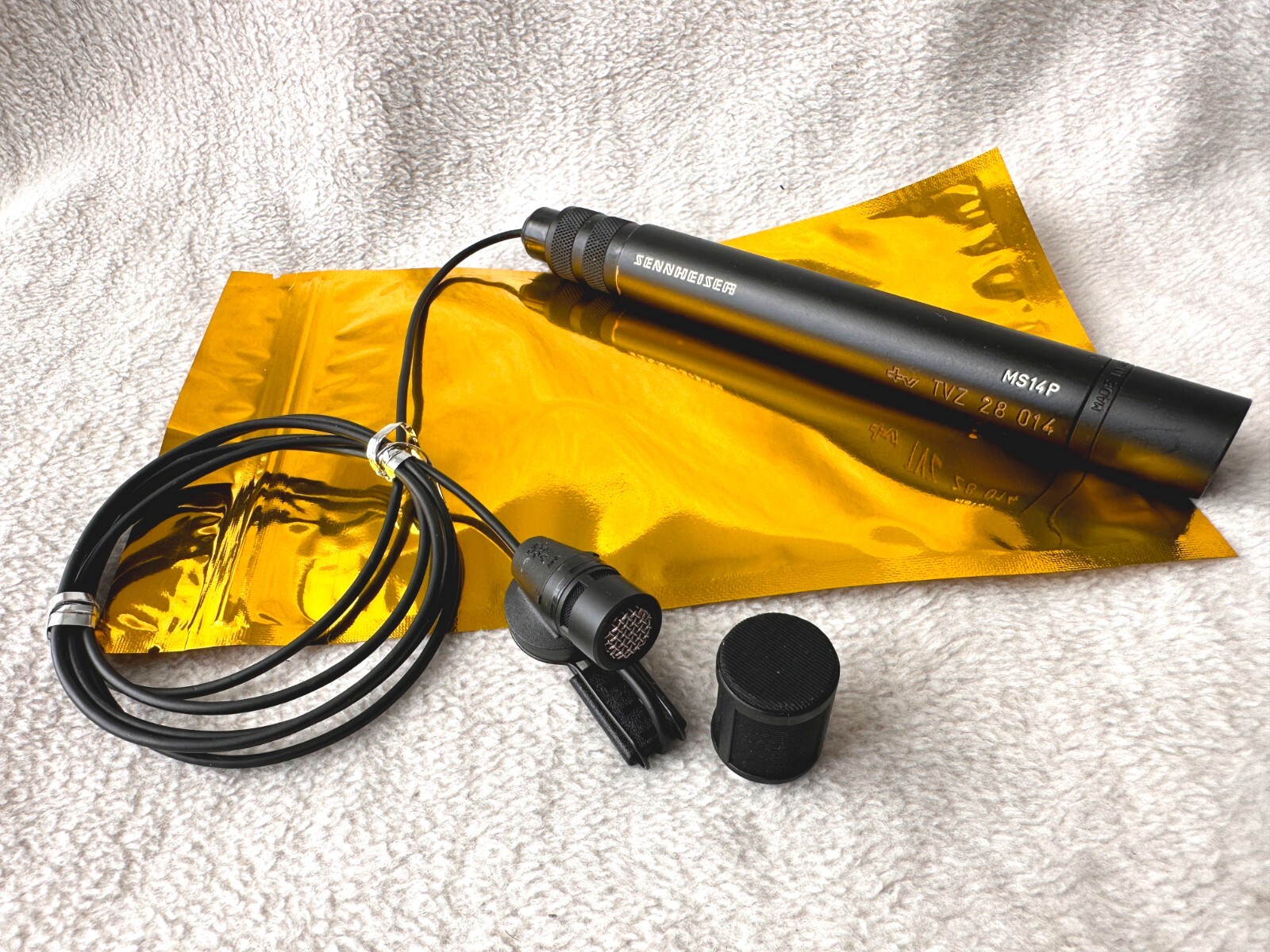 Sennheiser MKE 40 R Lavalier Microphone & MS14P XLR ((2of3 bgbextB))