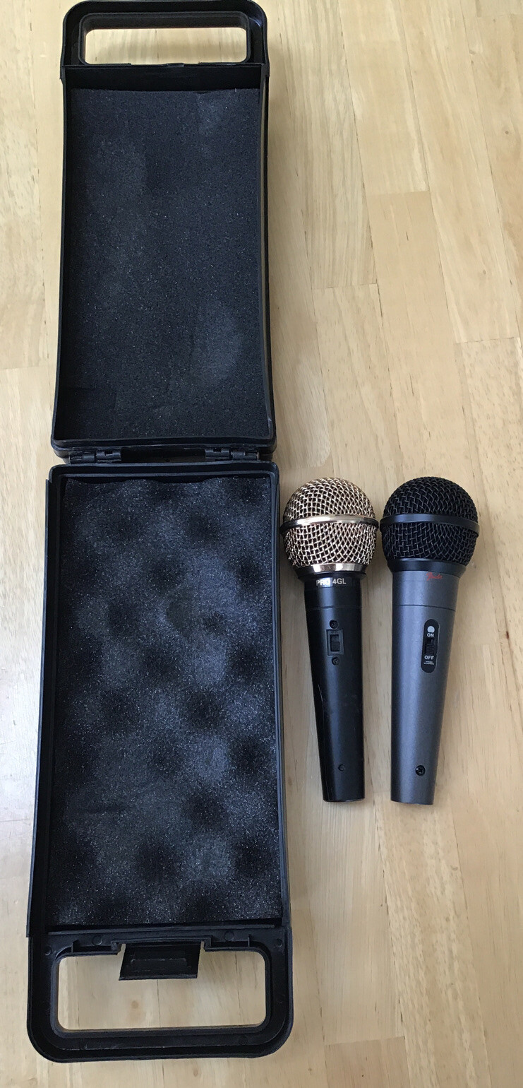 Fender P-51 & Audio Technica PRO 4GL Microphones & Carry Case Excellent