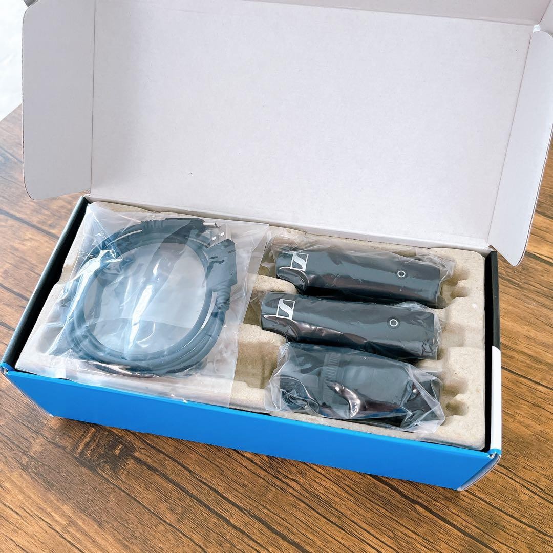 Sennheiser XSW-D Portable Digital Wireless Lavalier Microphone Set Used