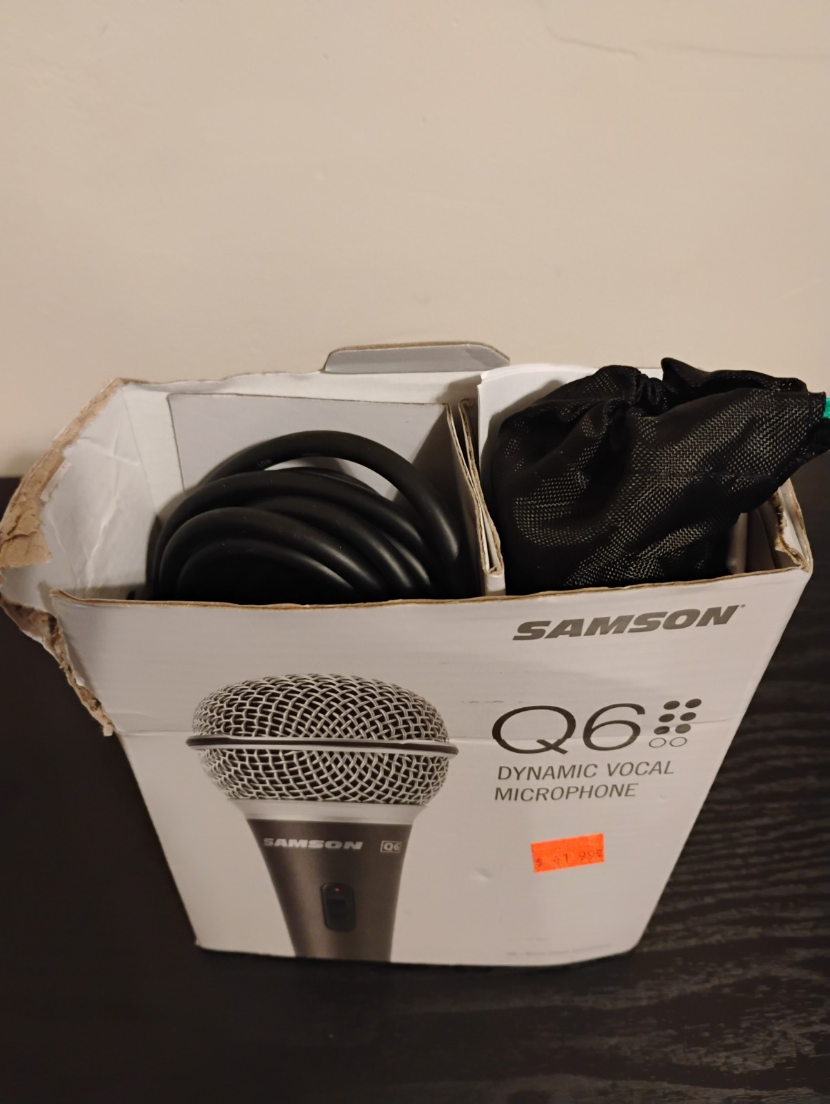 Samson Q6 Dynamic Microphone & Cable + Manual And Mic Bag Super Clean