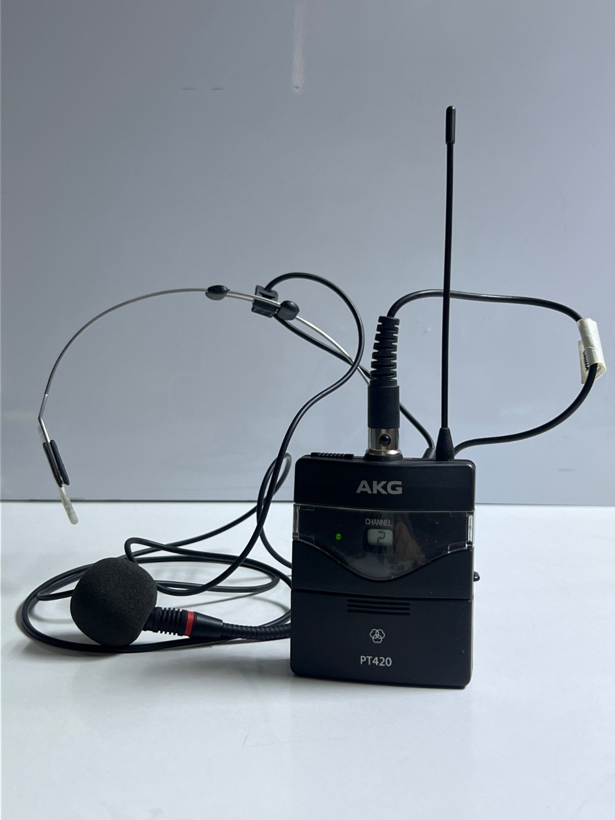 AKG PT420 Wireless Bodypack Transmitter RF Band A With C 555L Vocal Mic