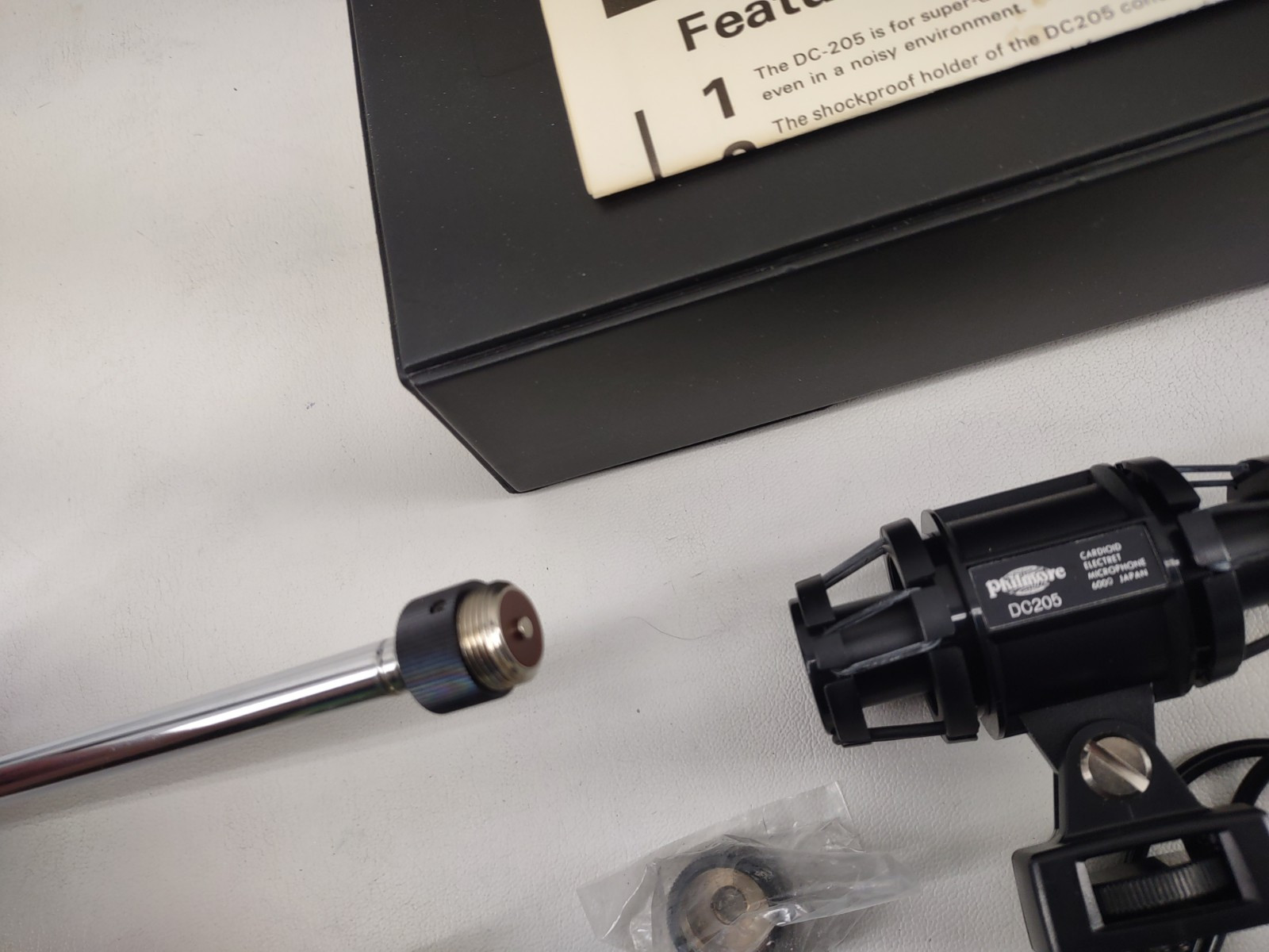 Philmore DC205 Super Directional Shotgun Microphone W/ Telescoping Boom
