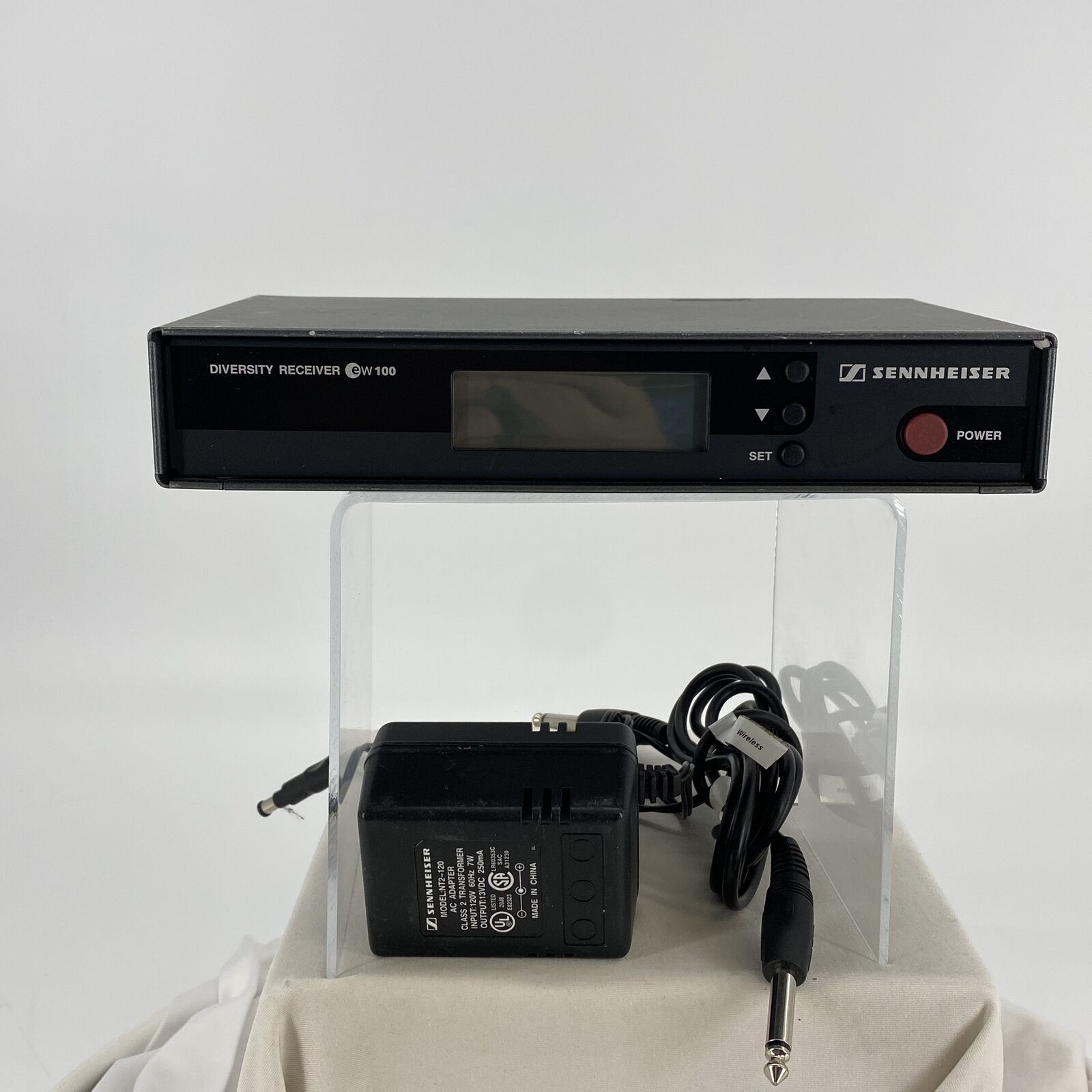 Sennheiser EM100 Black 200 MA Wireless Diversity Receiver With AC Adapter – E34