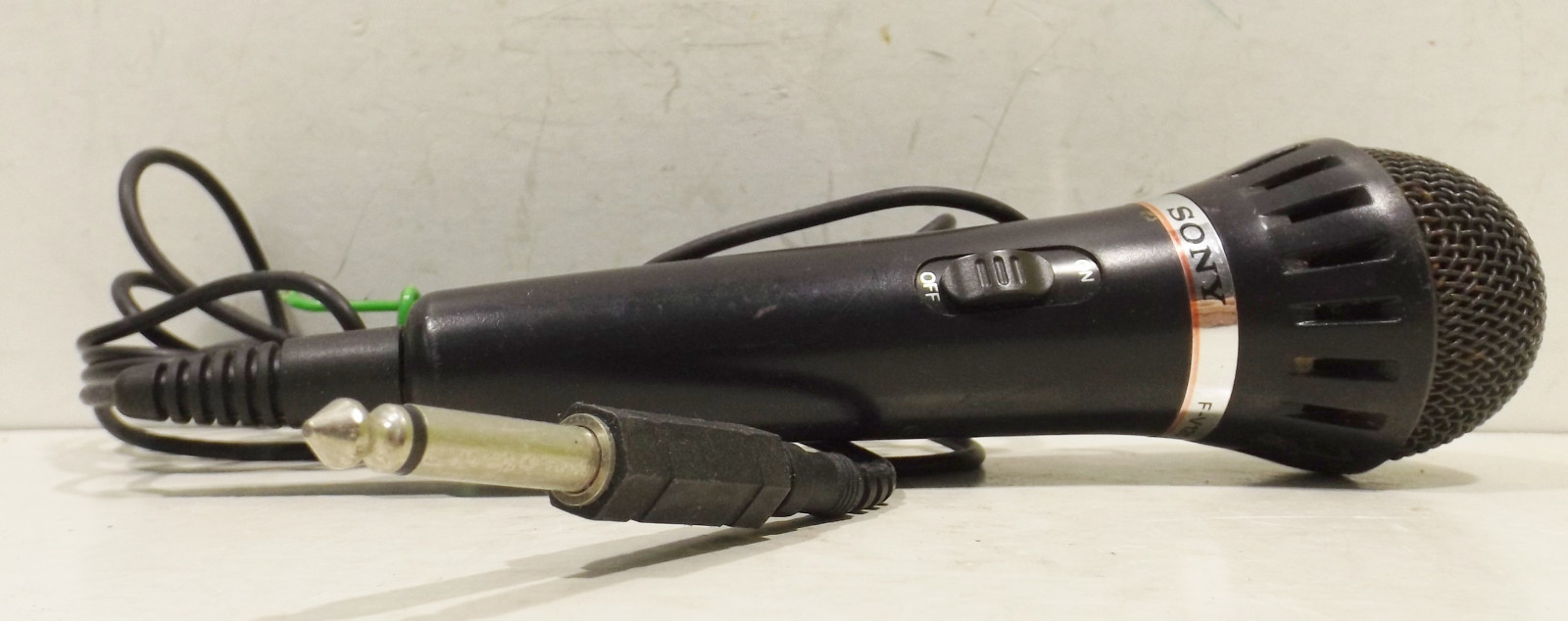 Sony F-V120 Handheld Dynamic Microphone, Made in China