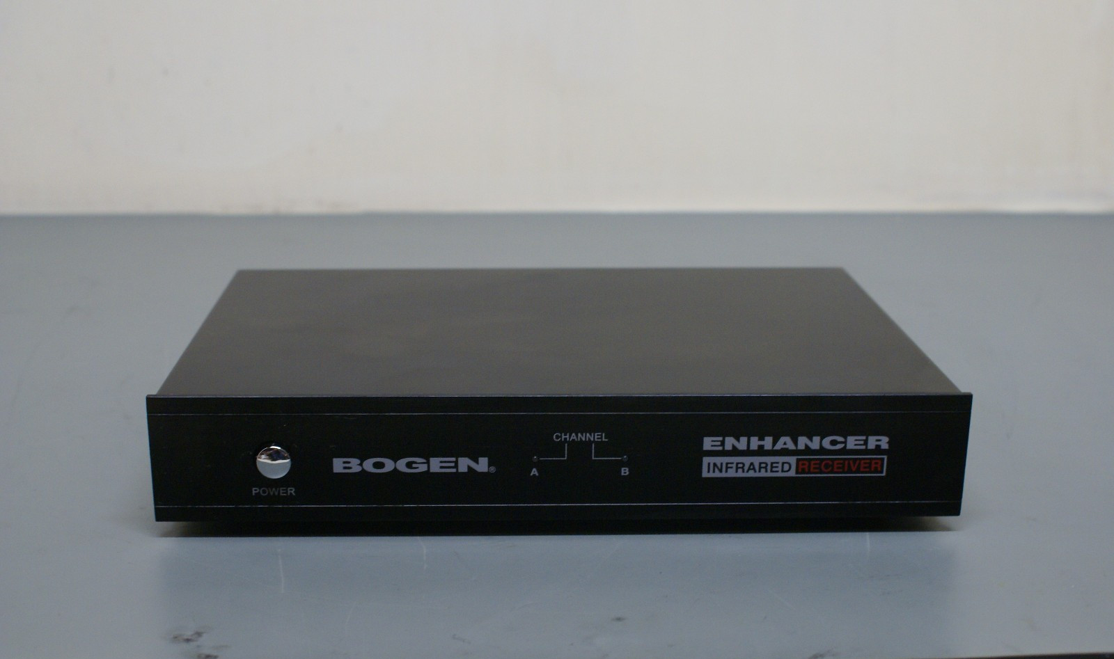 Bogen BCWR ENHANCER Infrared Wireless Microphone Receiver w/Power Supply 2G