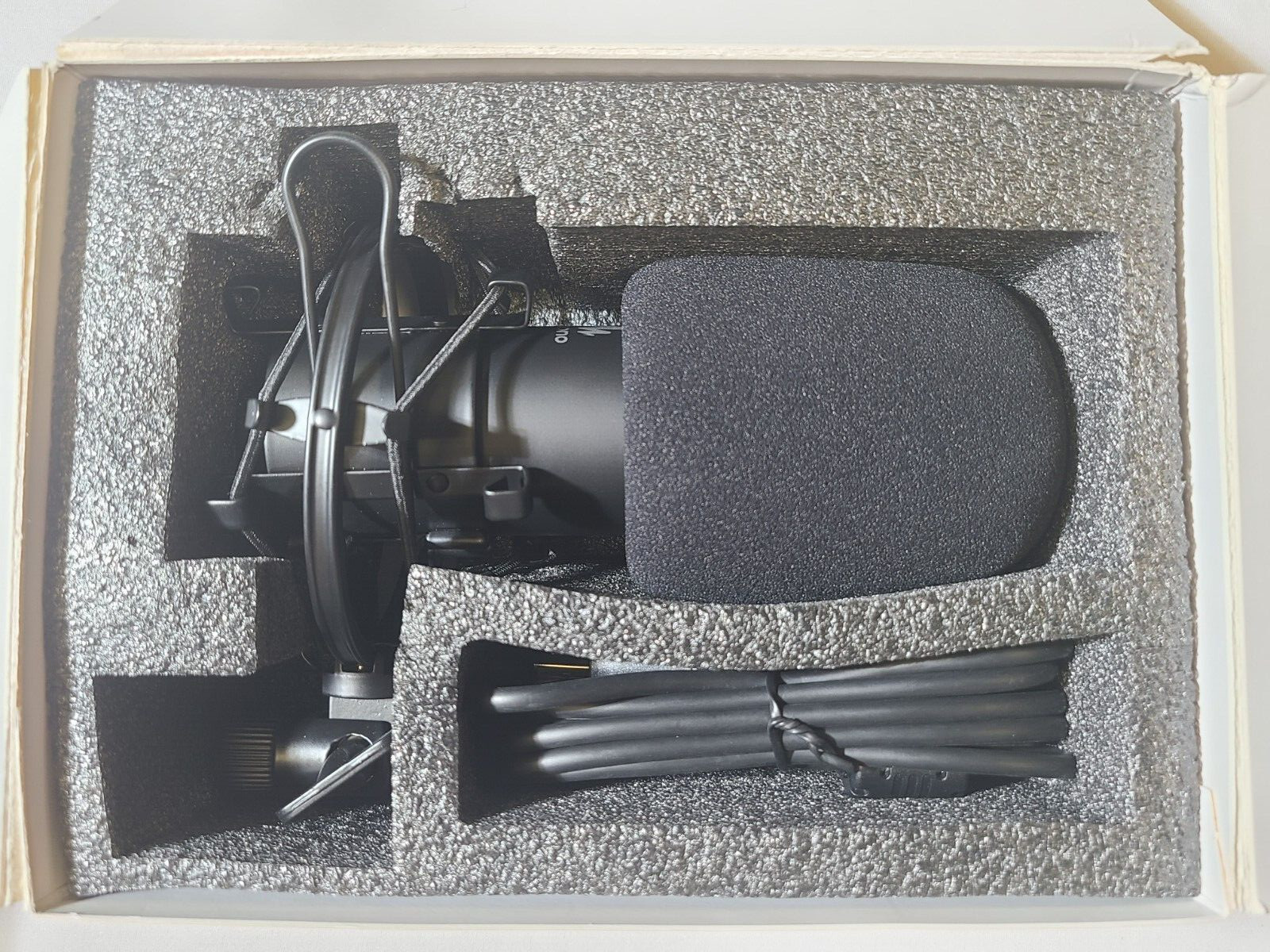 Maono PD200X USB/XLR Podcast Dynamic Microphone (Black)