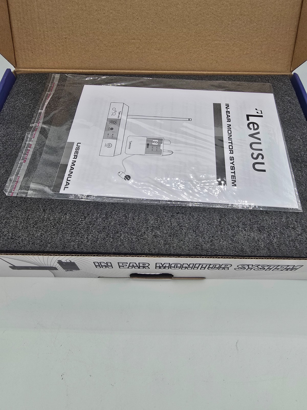 UHF Wireless In-Ear Monitor System with Earphone,180Ft, Rack Mount, Professional